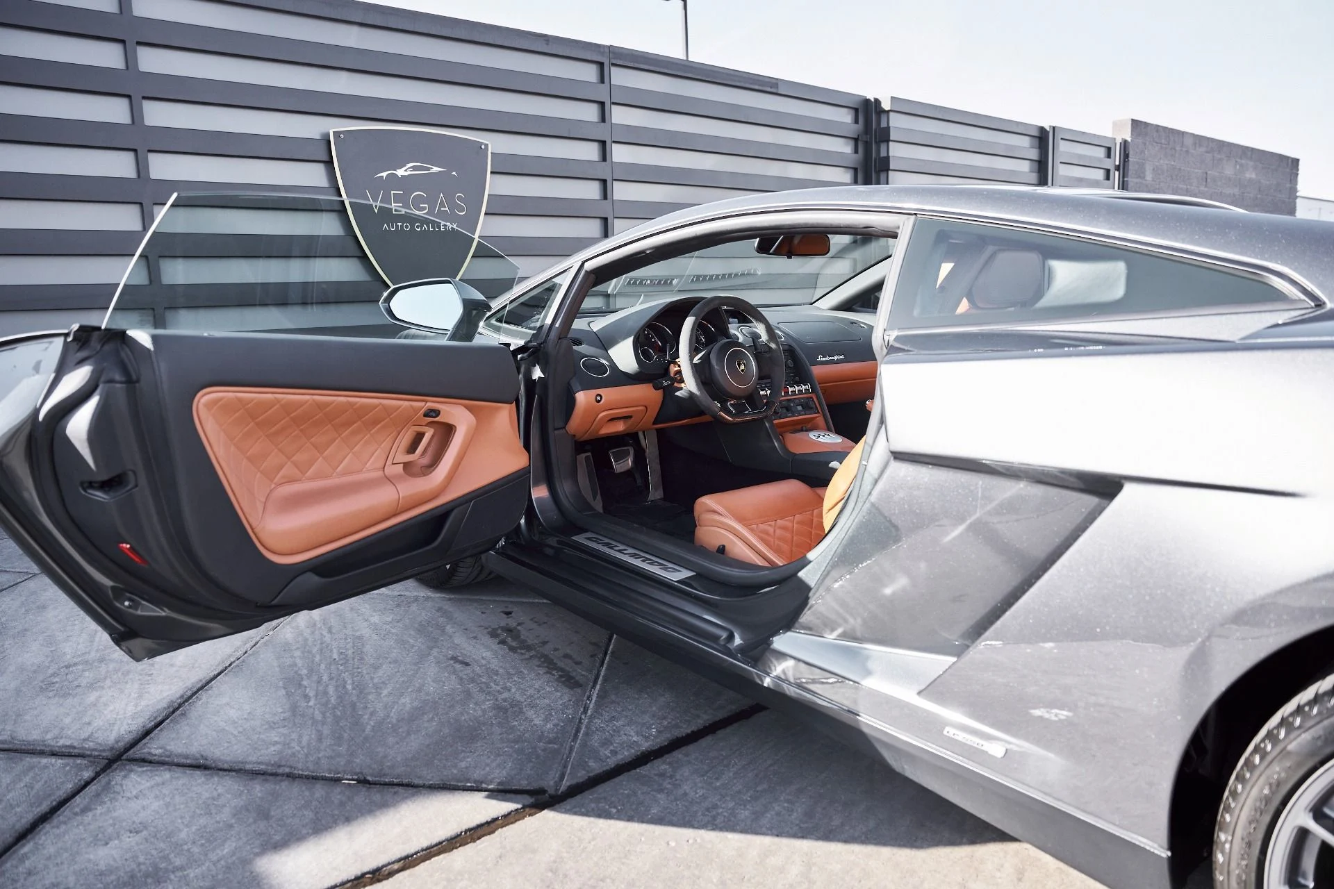 mph030_3195431645_Used_2013_Lamborghini_Gallardo_LP_550_2_1769827004_f4c64e0175