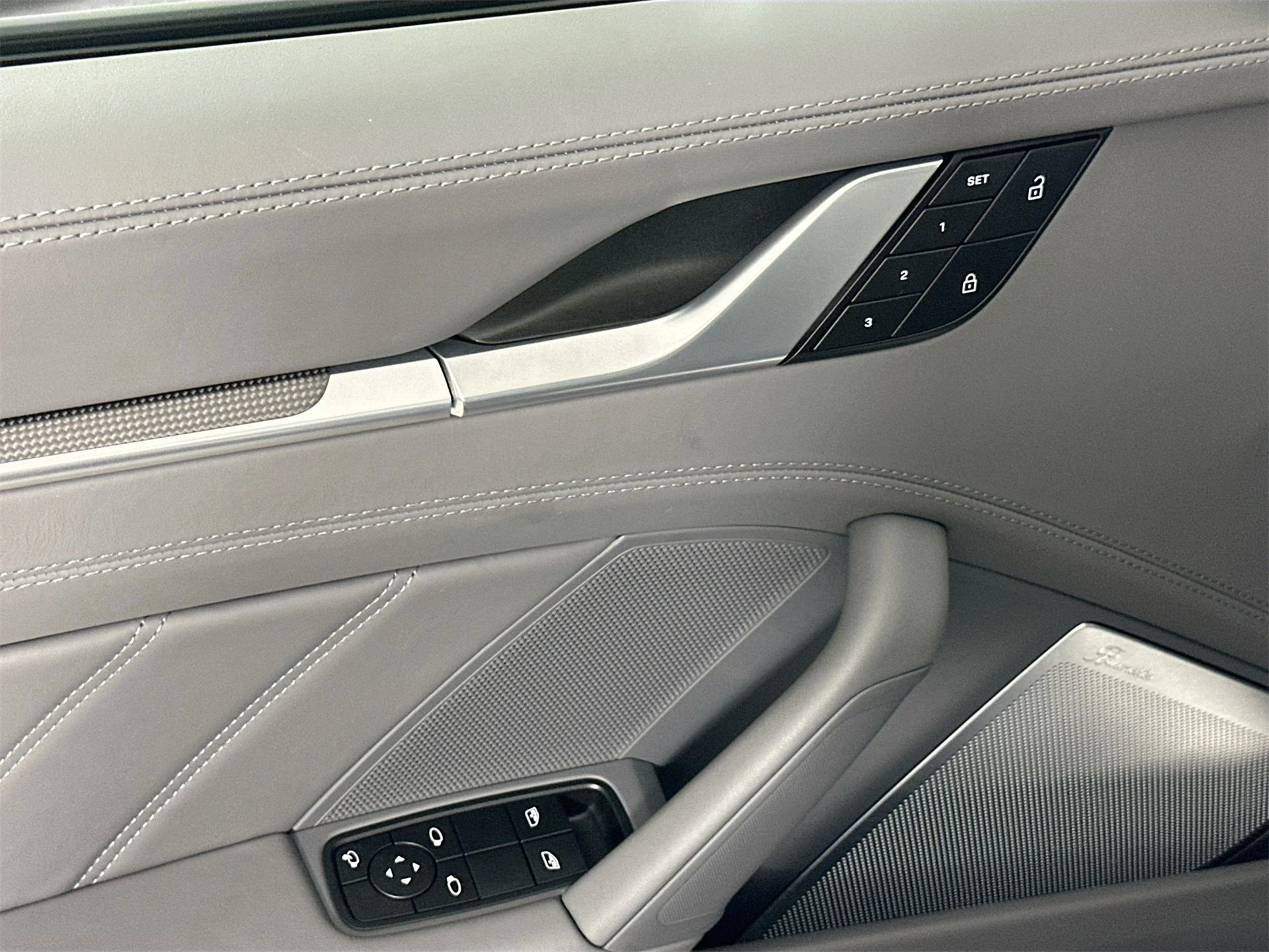 mph030_3198115197_8ef0b39b0879acb41cf242f8c6440b79_bad2578f83