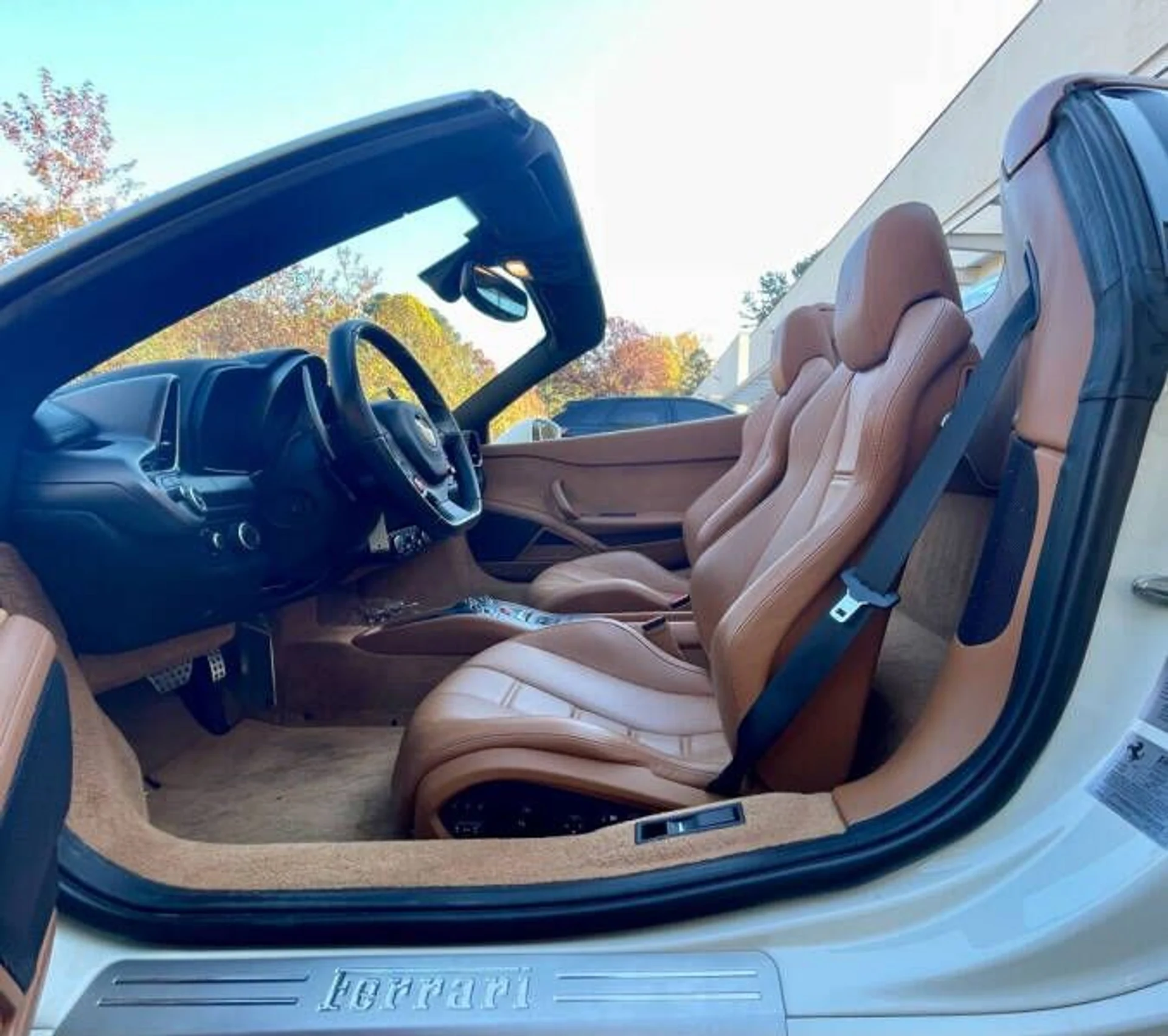 mph030_3198267697_2013_ferrari_458_spider_base_2dr_convertible_05db4ab5bc