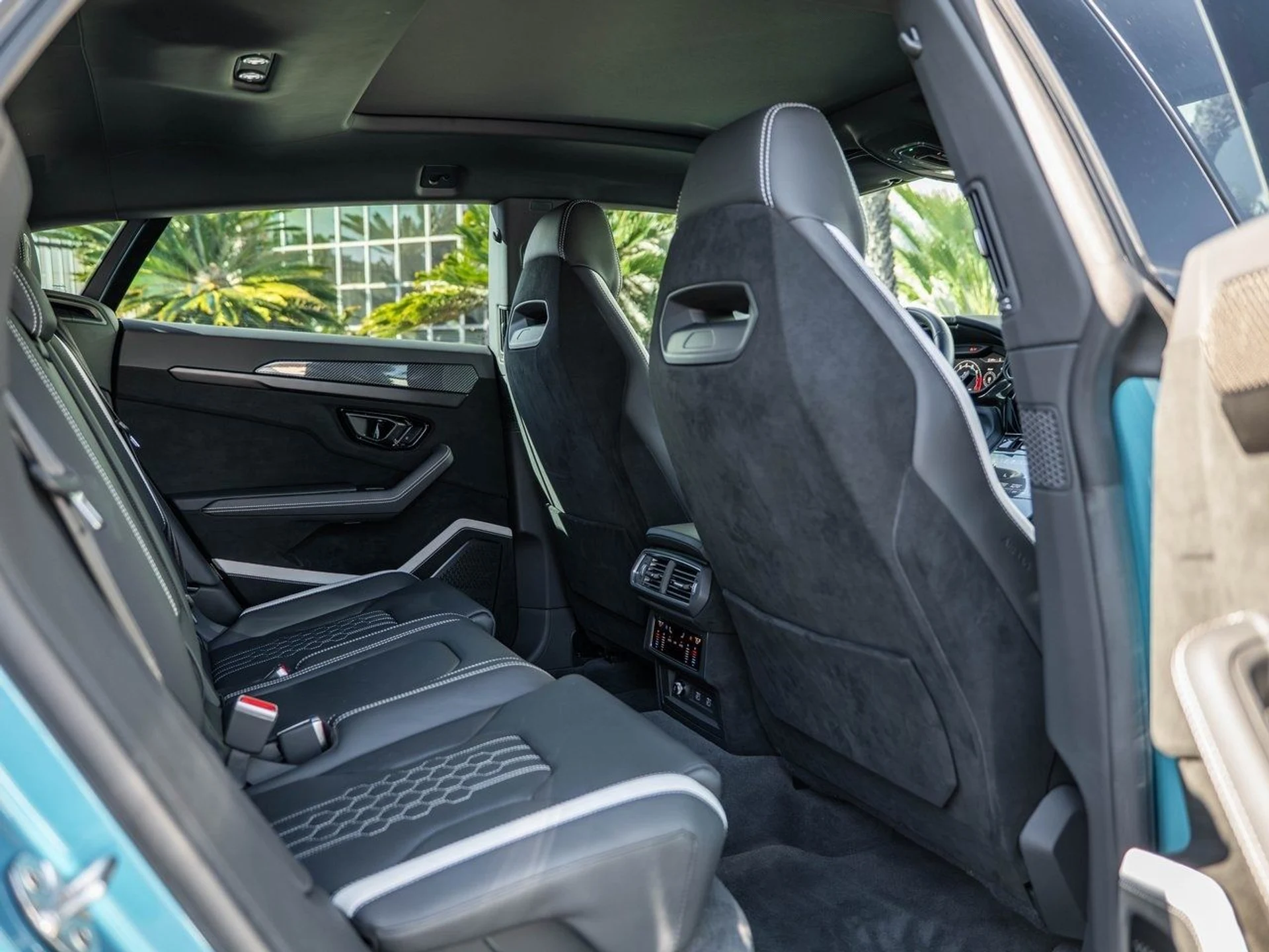 mph030_320037881_a2dc8f40632baa9f41407652fce3a1b2x_047f03bdbf