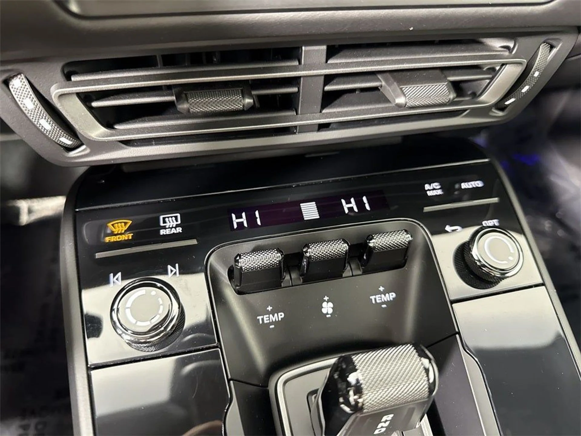 mph030_3203689705_31_fa4c983413