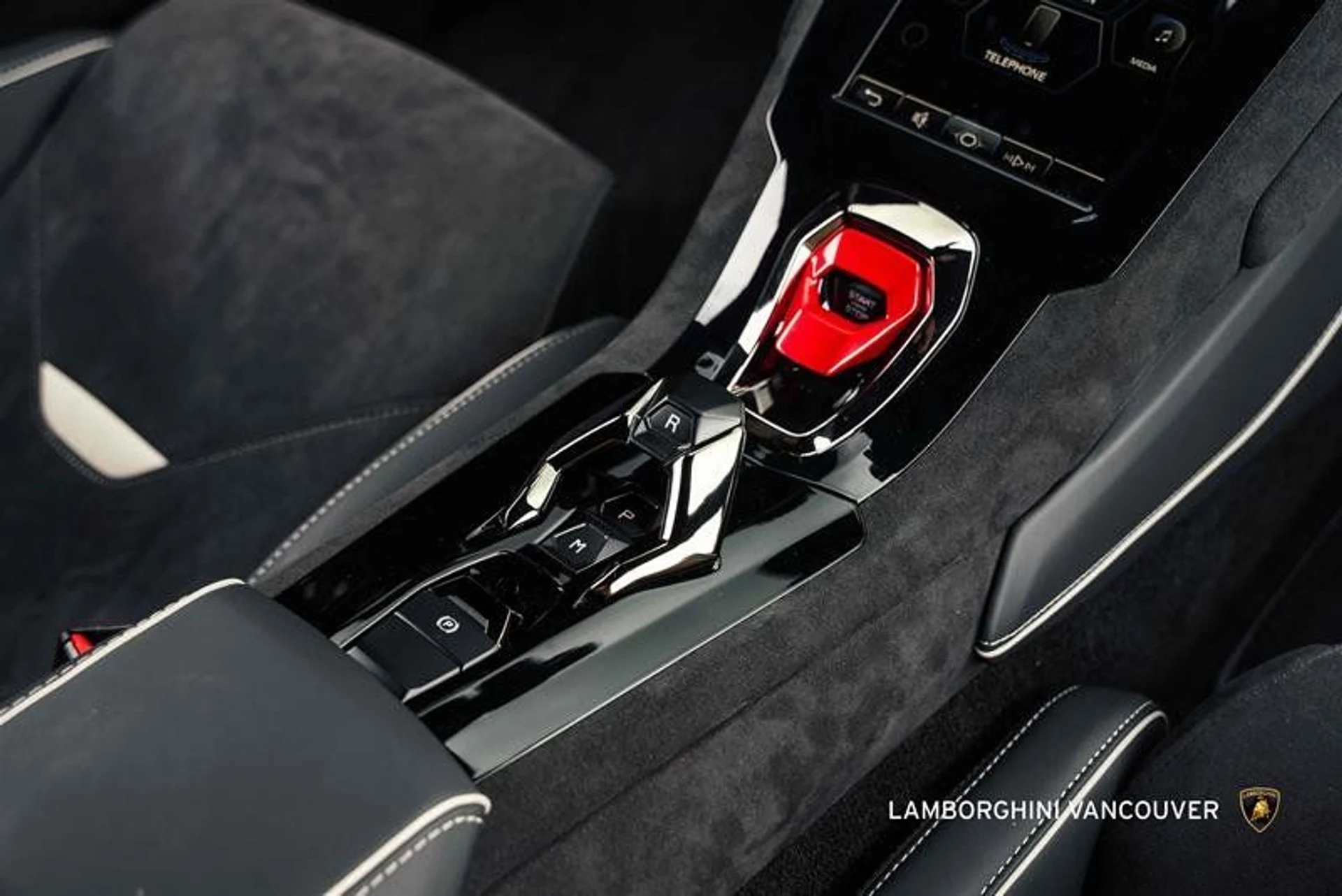 mph030_3217160344_36714222_00132_ukz041rf_ec8cf8a437