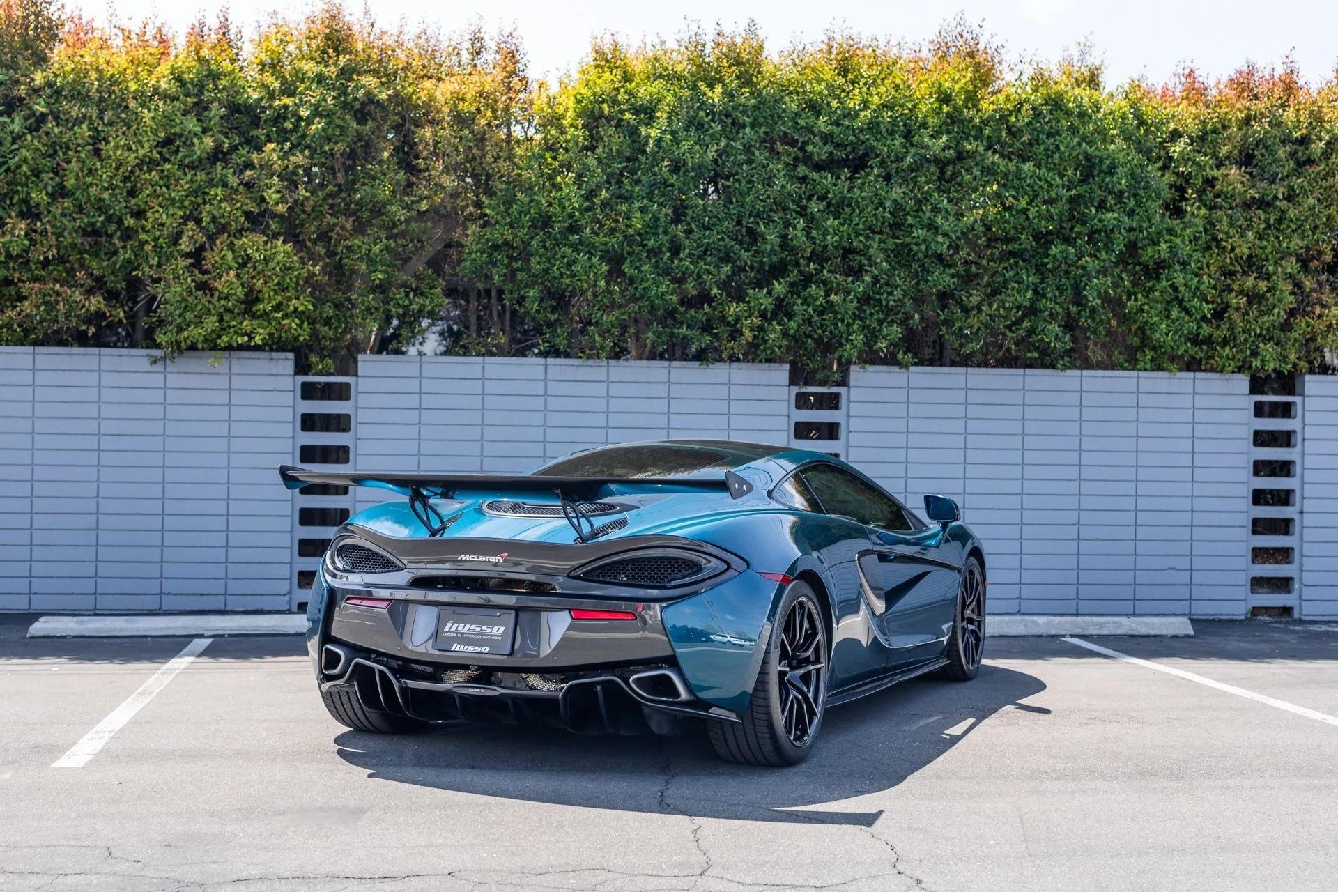 mph030_3222588880_Used_2017_Mc_Laren_570_GT_1745601713_f26fb161b7