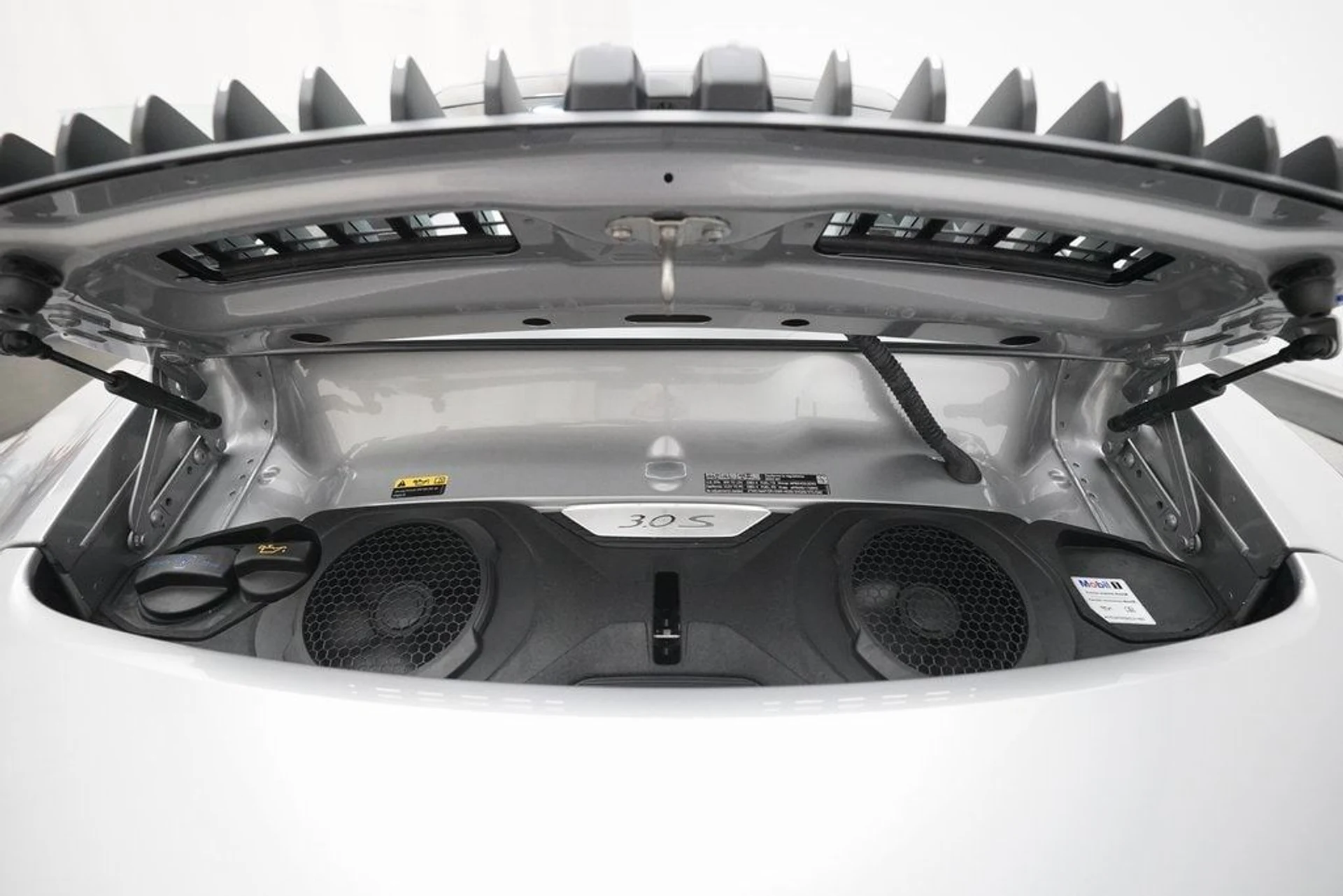 mph030_3231353333_7004a272fdebbaec95dd384aa8588b44x_0c41f4819f