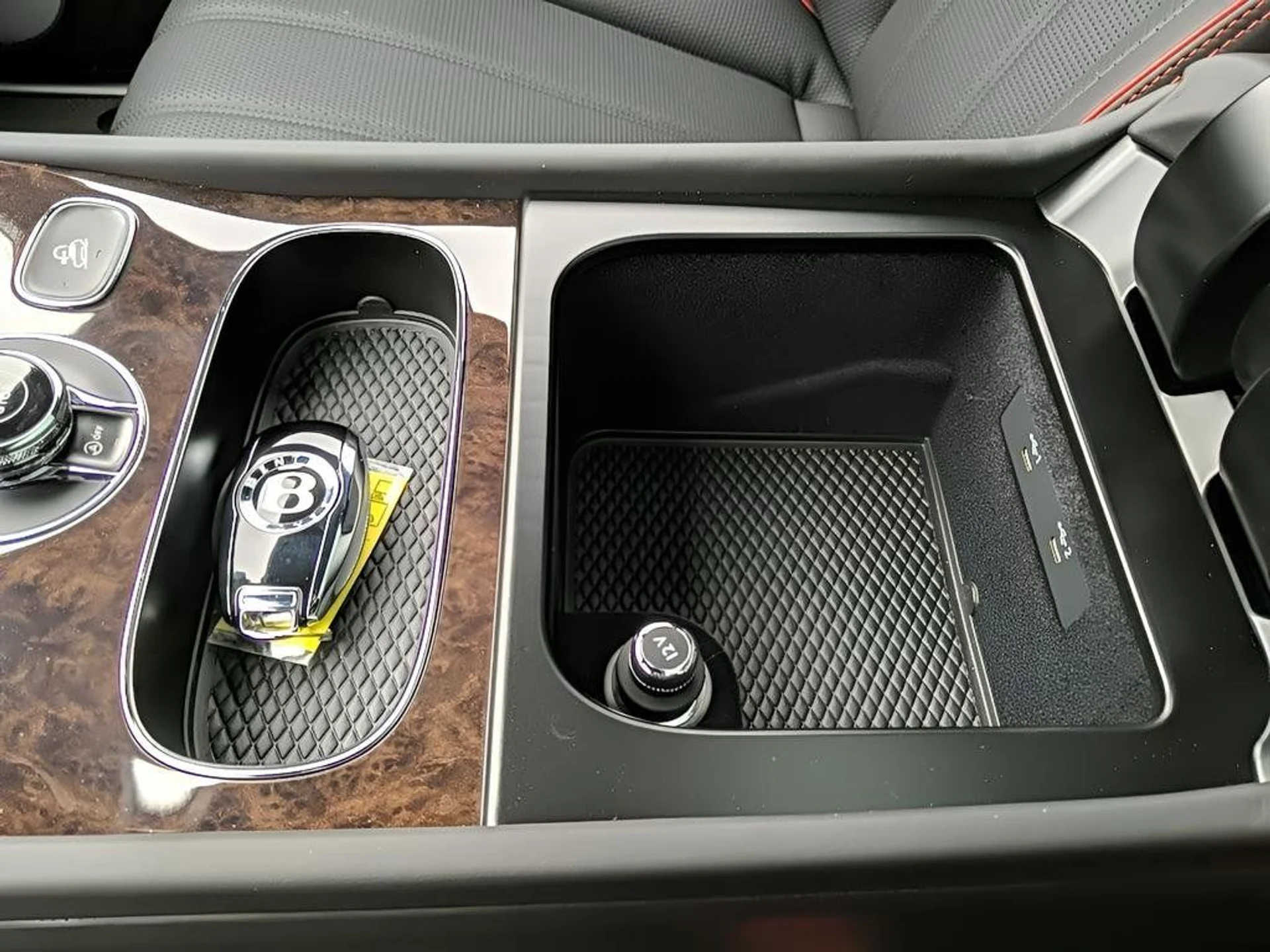 mph030_3238363880_f3f8522a33b74e77942f043b52a00f67_7553494380