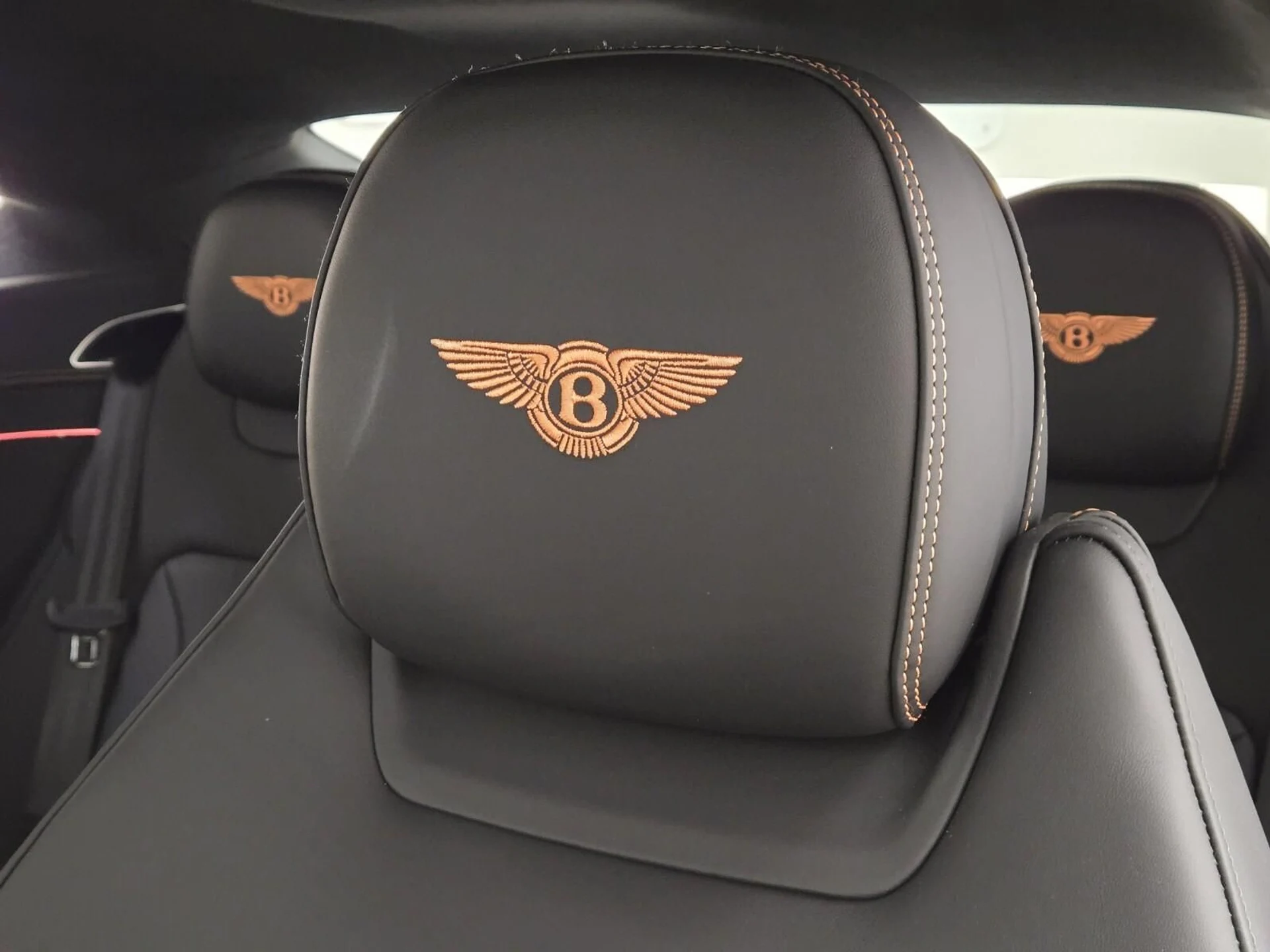 mph030_3241585699_Used_2025_Bentley_Continental_GT_Black_Edition_1787893569_c237e060e1