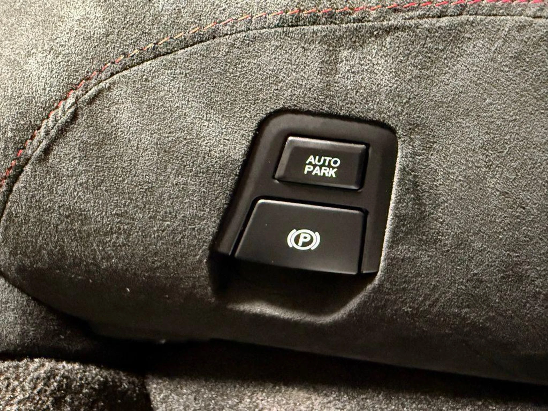 mph030_3244492033_Ui_Z_Tc_Pf8_Iua_LP_Zm_FS_6_Sq_Ru_El_Op_M_1f75e168e6