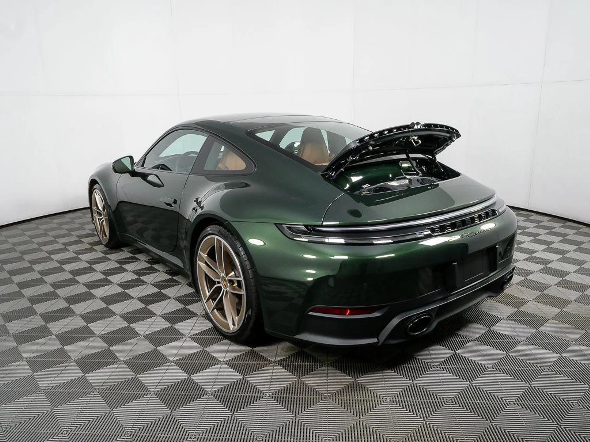 mph030_3244997440_z_P1_F7_CSV_5_JQ_16_P3g02_Qz_H_Yf_D_Ew_U_98f2f11e6b