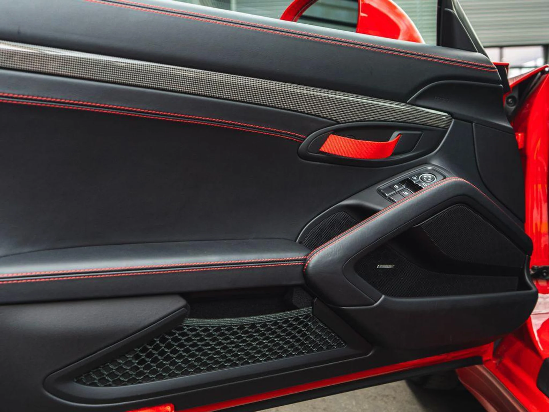 mph030_3246931152_IS_i_Wn_Qs_Vd_NZS_2y_IP_Ccv_BI_Ku_Hb_I_556da0d490