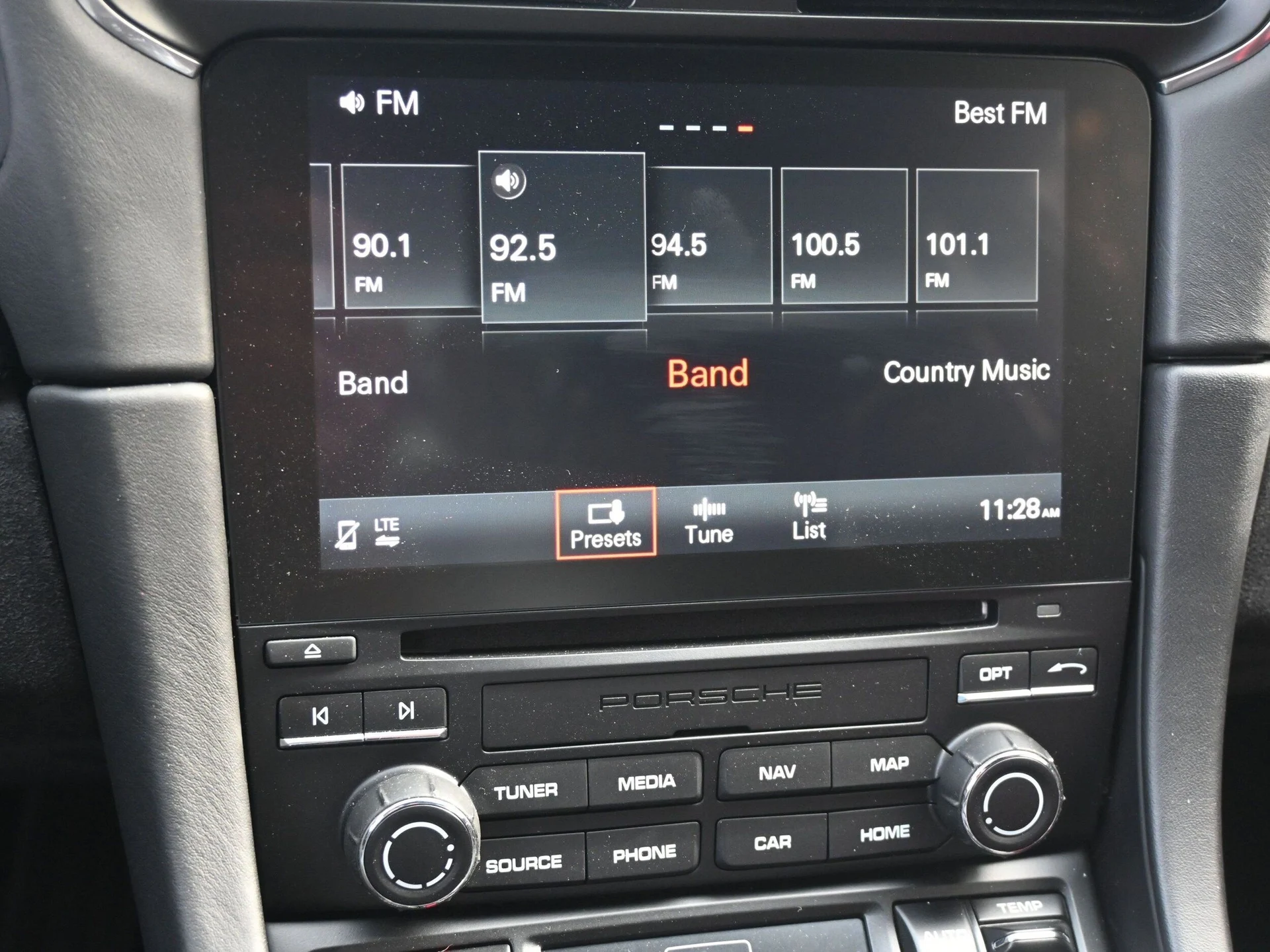 mph030_3247358021_e84c0c6f60398a24a87ad9c0e1e279c3x_eac95dda73