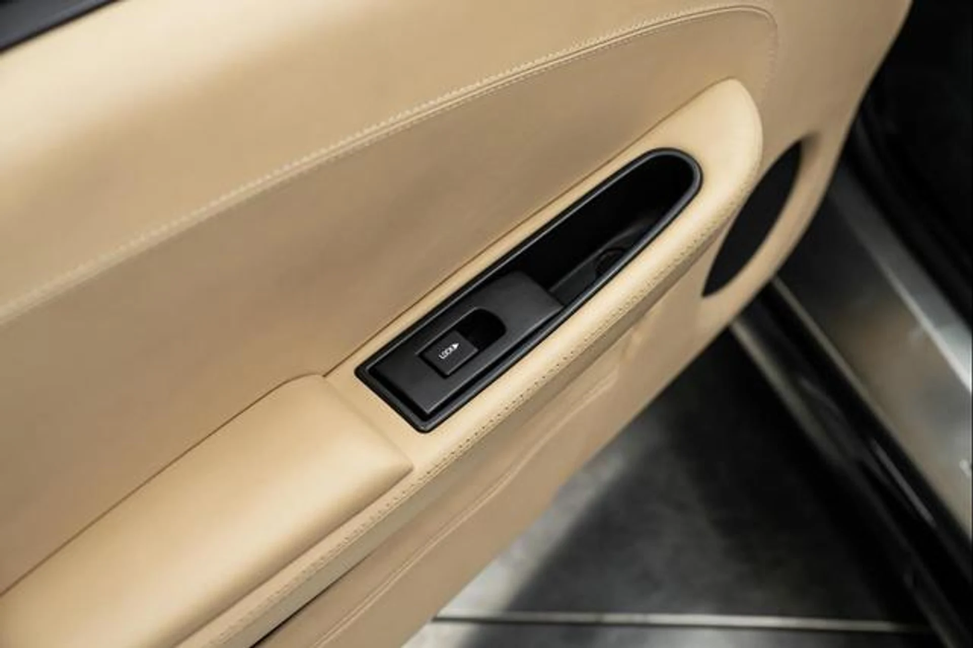 mph030_32501403_in_SQYSJ_1_MY_2_C_Mkeln_Uqs_Pc_U36_KM_37402510fa