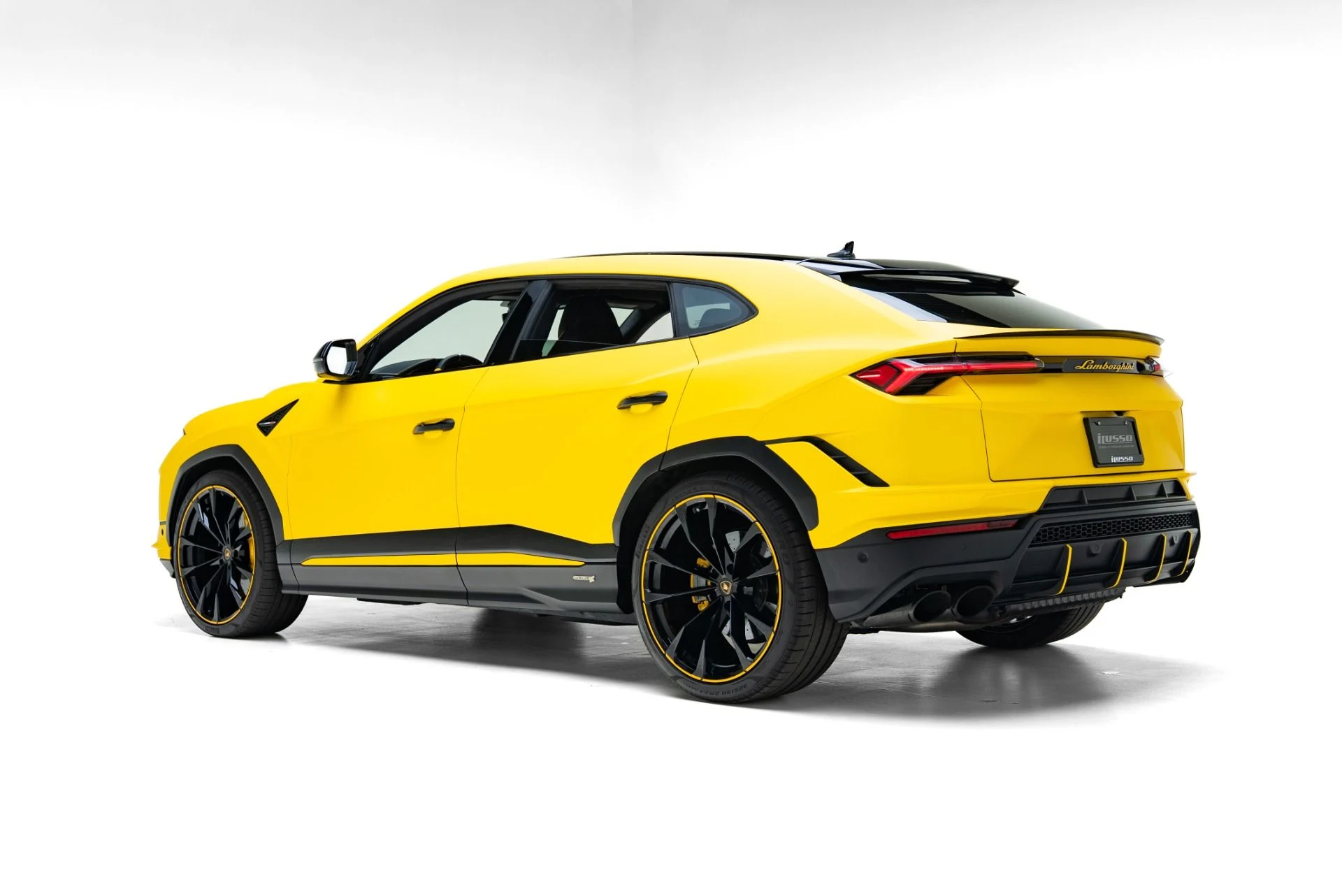 mph030_3252266931_Used_2024_Lamborghini_Urus_S_1778704805_cd6edd8053