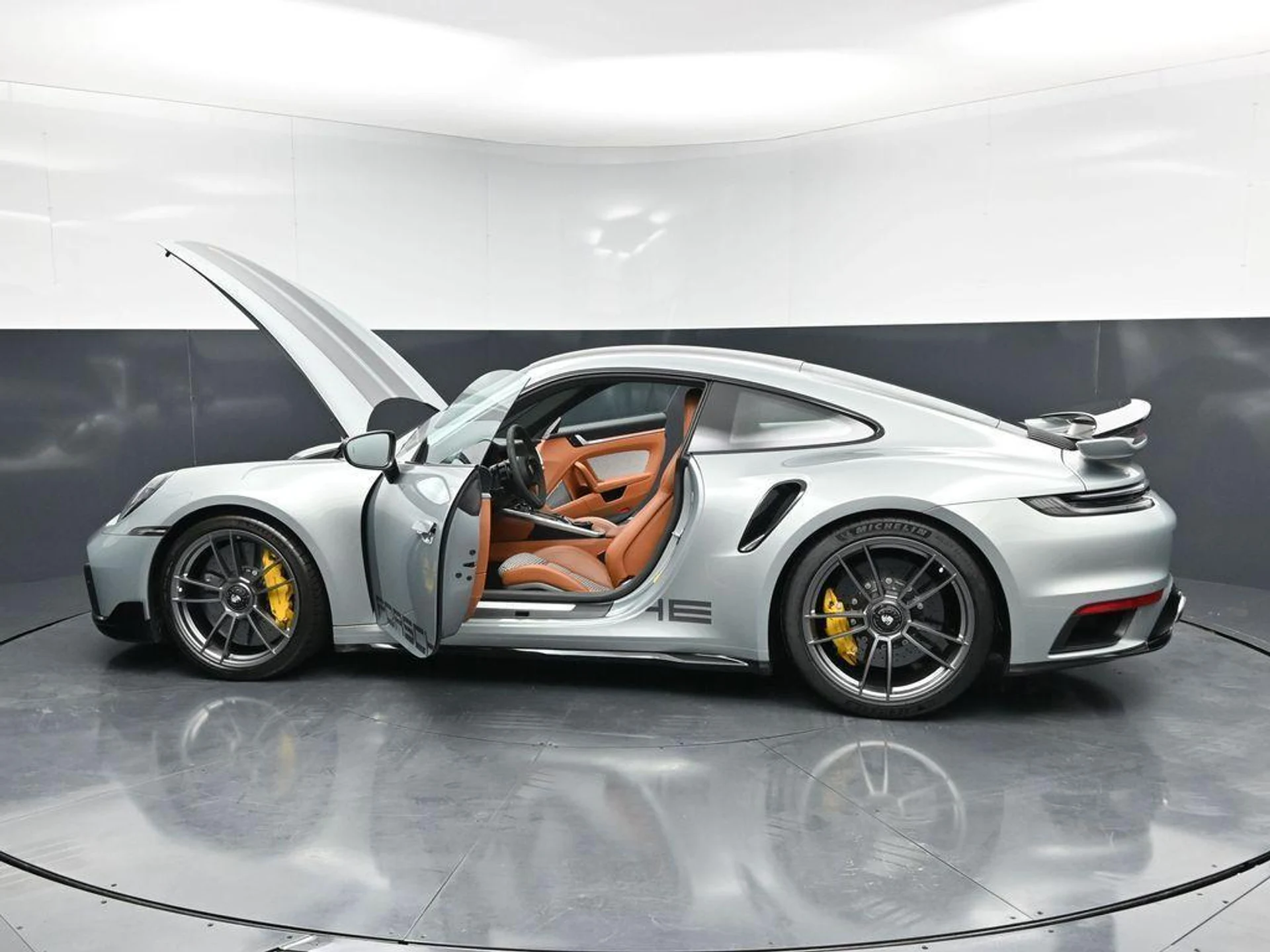 mph030_3254268483_l51_K_Gd015_o_s_Z_Uu_Wo_P_Xd_VD_3_U_bc562ed5d0