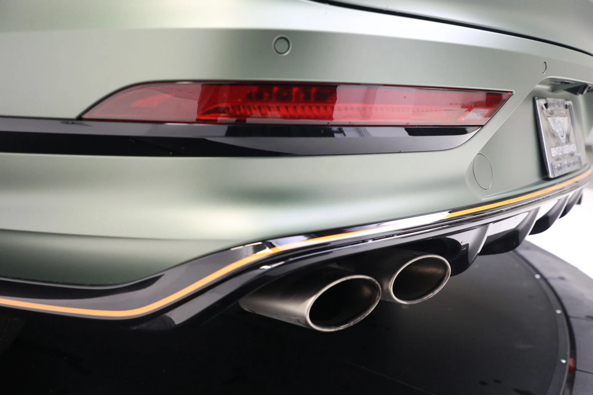 mph030_3281452684_New_2027_BENTLEY_BENTAYGA_SPEED_1761837159_a04a66b0e8