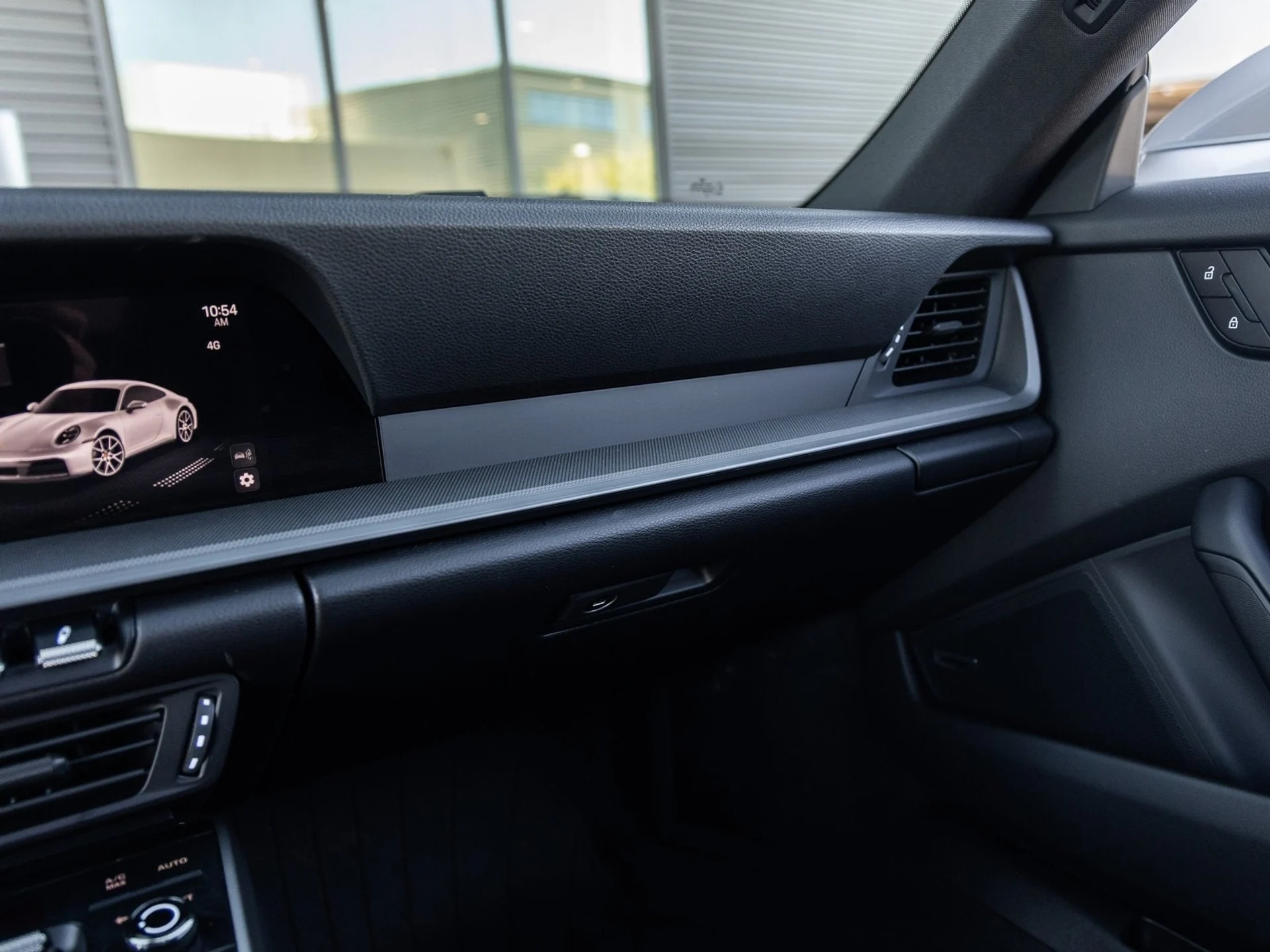 mph030_3289172542_31_5e23dcac9e