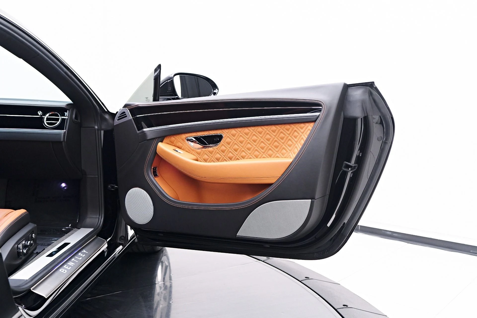 mph030_3291095963_Used_2020_Bentley_Continental_GT_1751074598_c31332918d