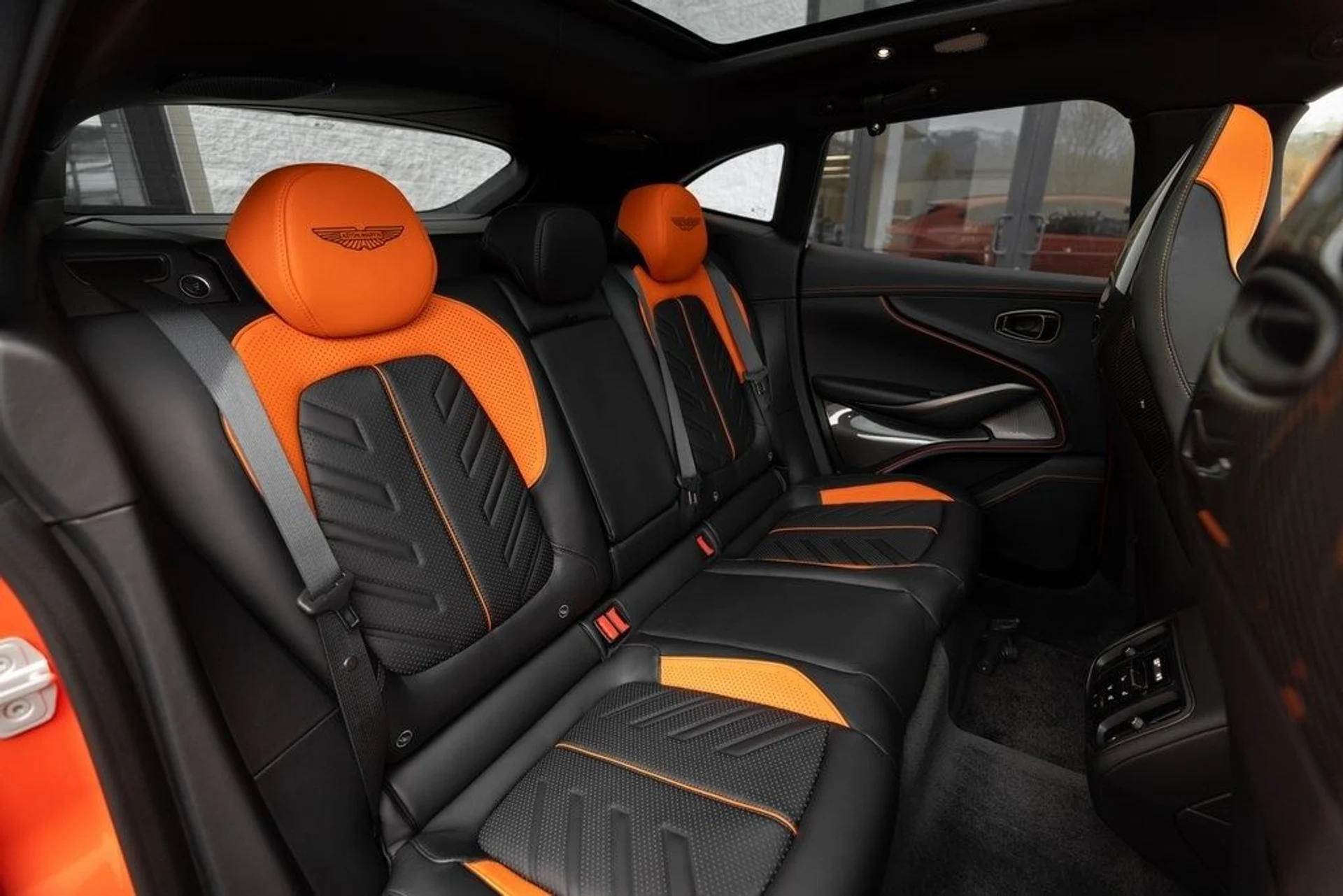 mph030_3295386334_0cc9f6b09e0f994d01d6eb34ce468135x_c56a403253