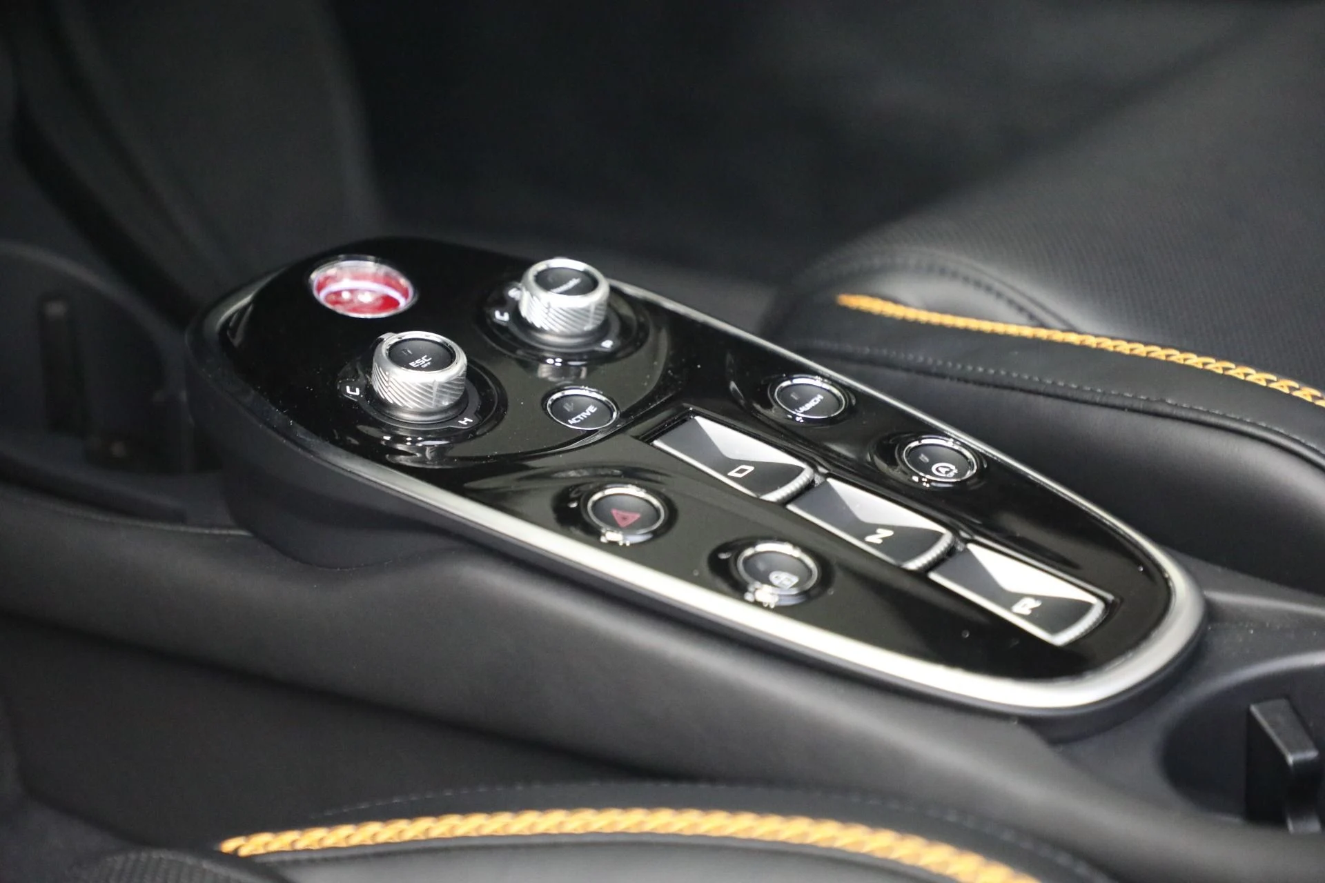 mph030_3306614975_Used_2023_Mc_Laren_GT_Luxe_19ae5724c4