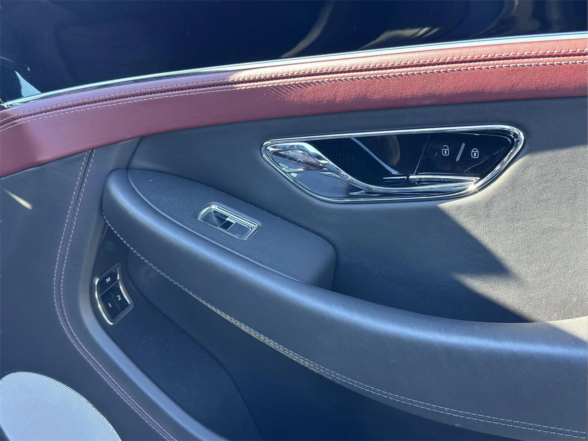 mph030_3309023020_40afa011d3bbed8cff316a49eaaffd55_b17f5c2d28