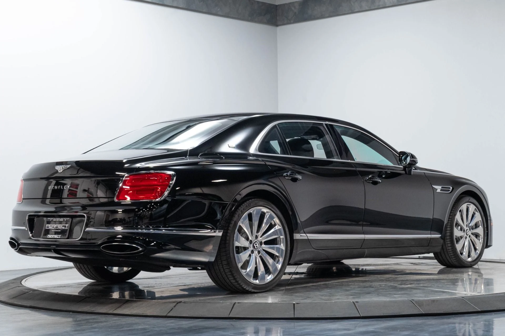 mph030_3326810278_Used_2020_Bentley_Flying_Spur_W12_1785337642_99e4c7481a