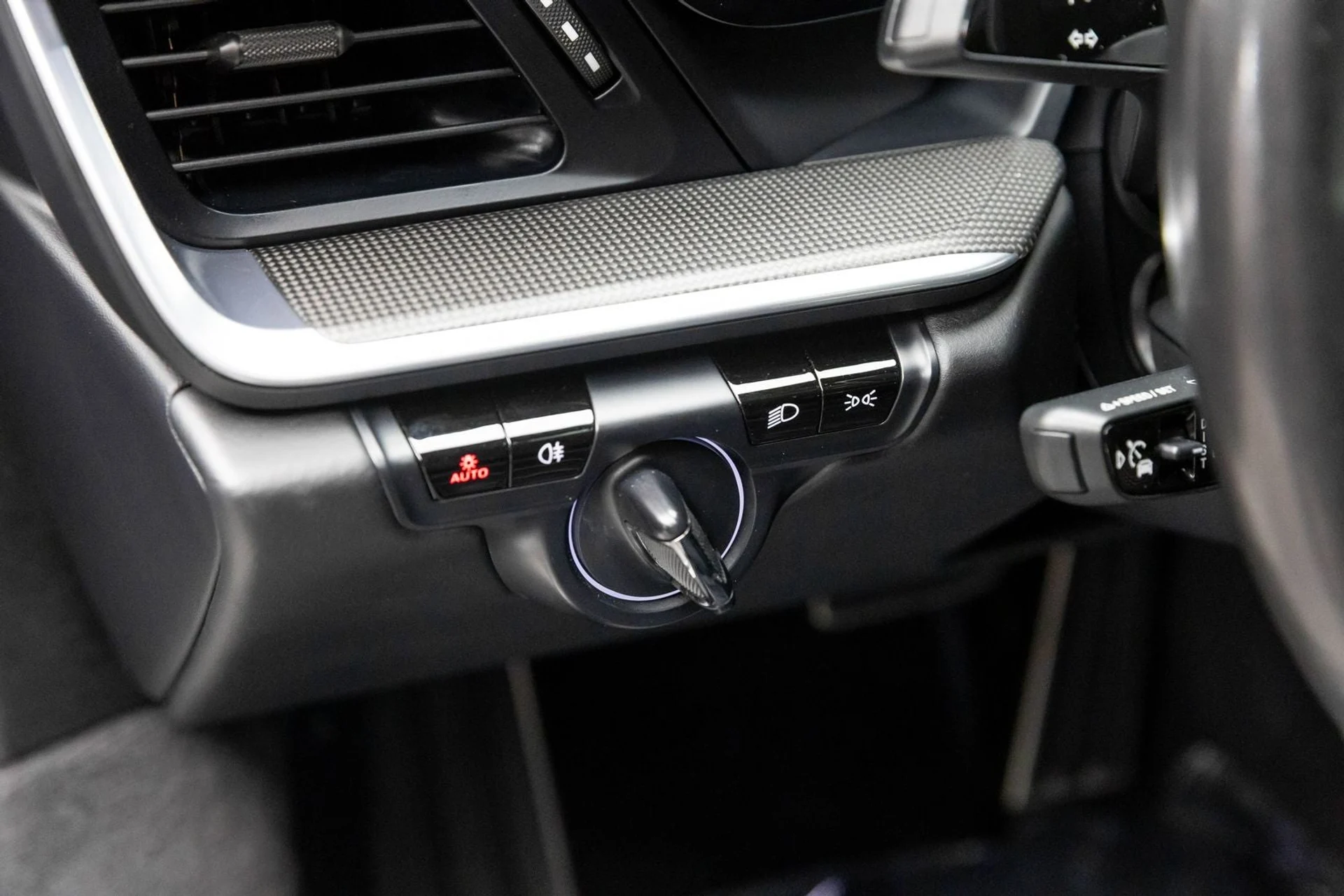 mph030_3327930121_31_fd89d52961