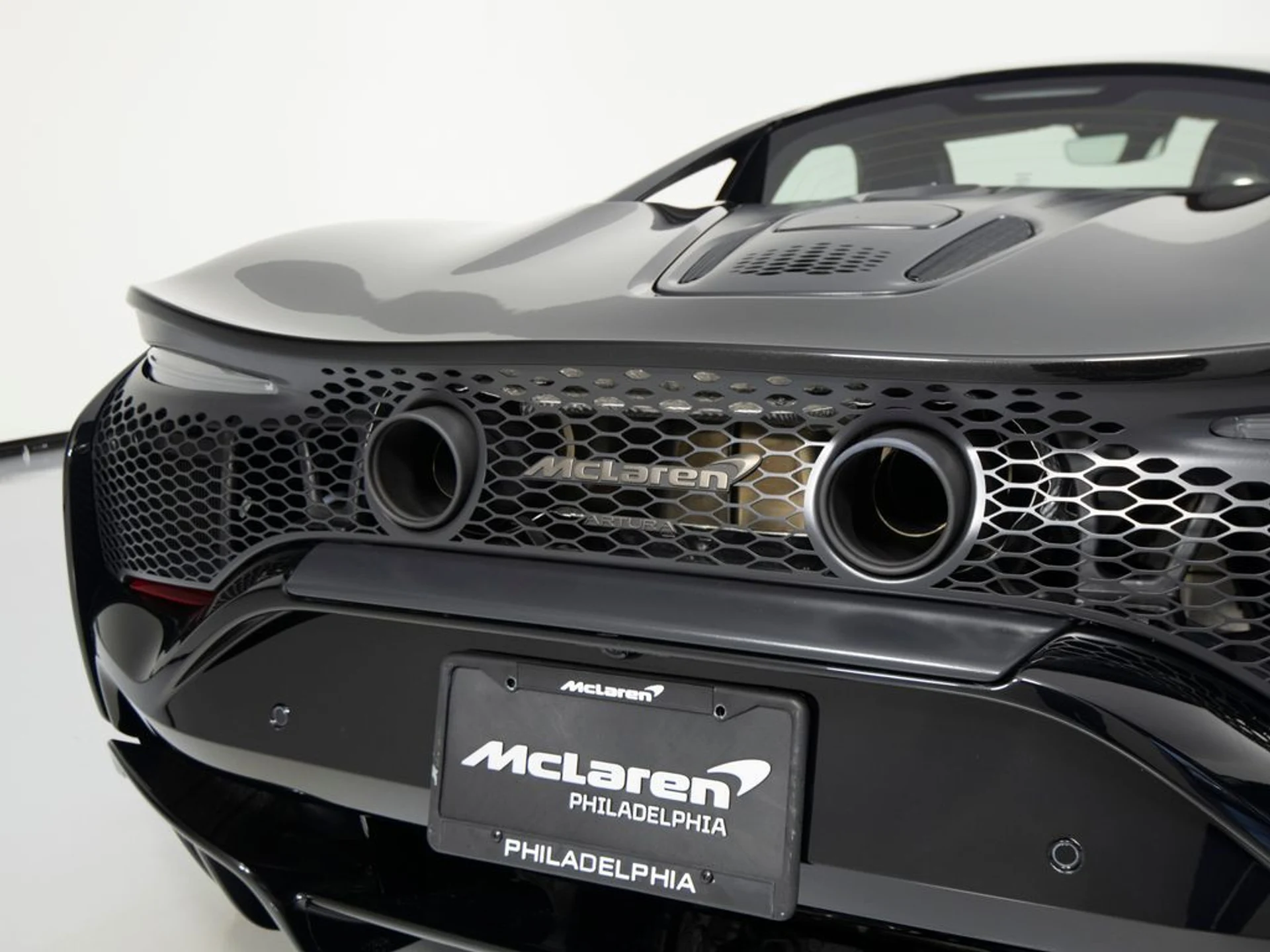 mph030_3333350644_3b96b0db5c1201694dfe81003f568164x_53d127d951