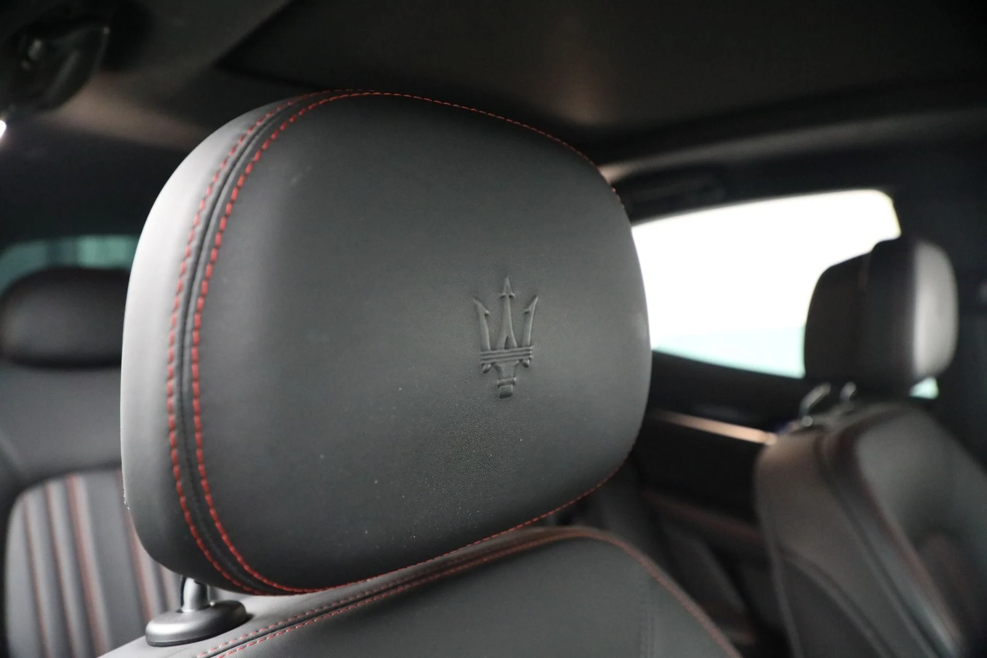 mph030_3333820894_Used_2023_Maserati_Levante_GT_1791466885_0a351c905f
