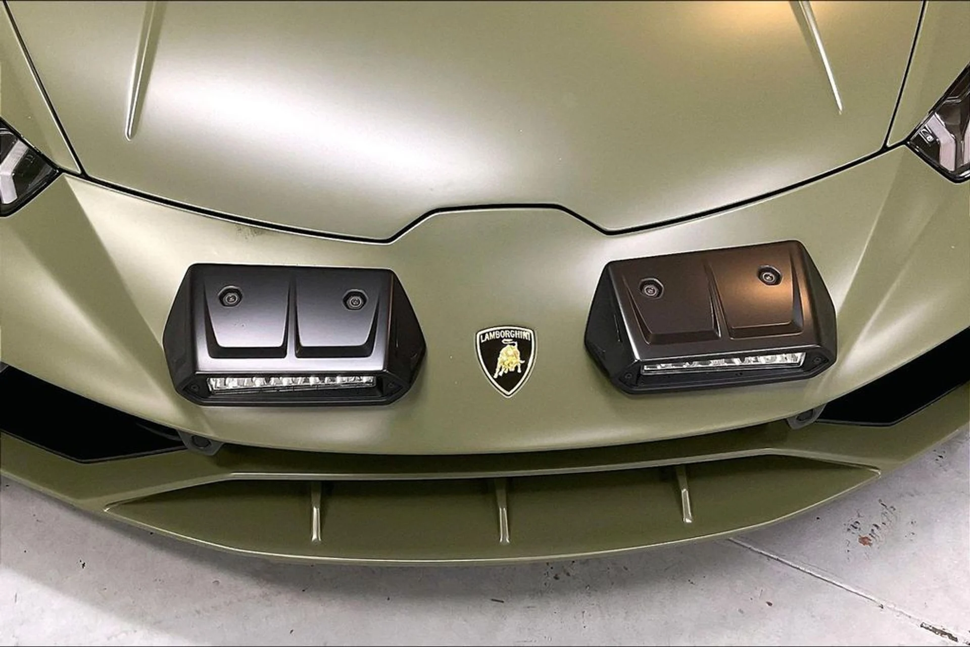 mph030_3337626004_1a87a94e035331c9f20edc47c7e1a0d3x_cfc0f17fd8