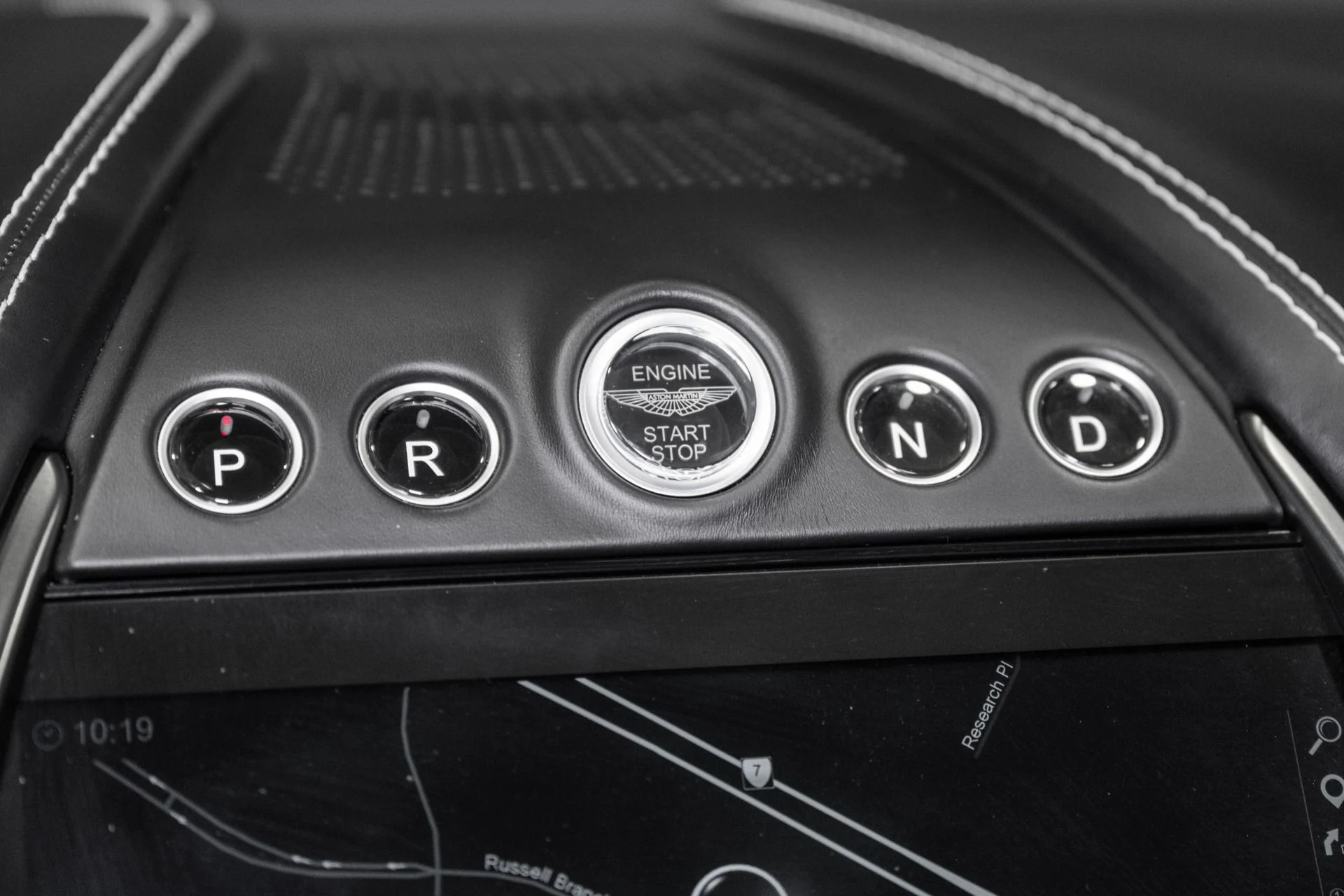 mph030_3339106725_New_2023_Aston_Martin_DBX_707_1785777382_8c0b4b4627