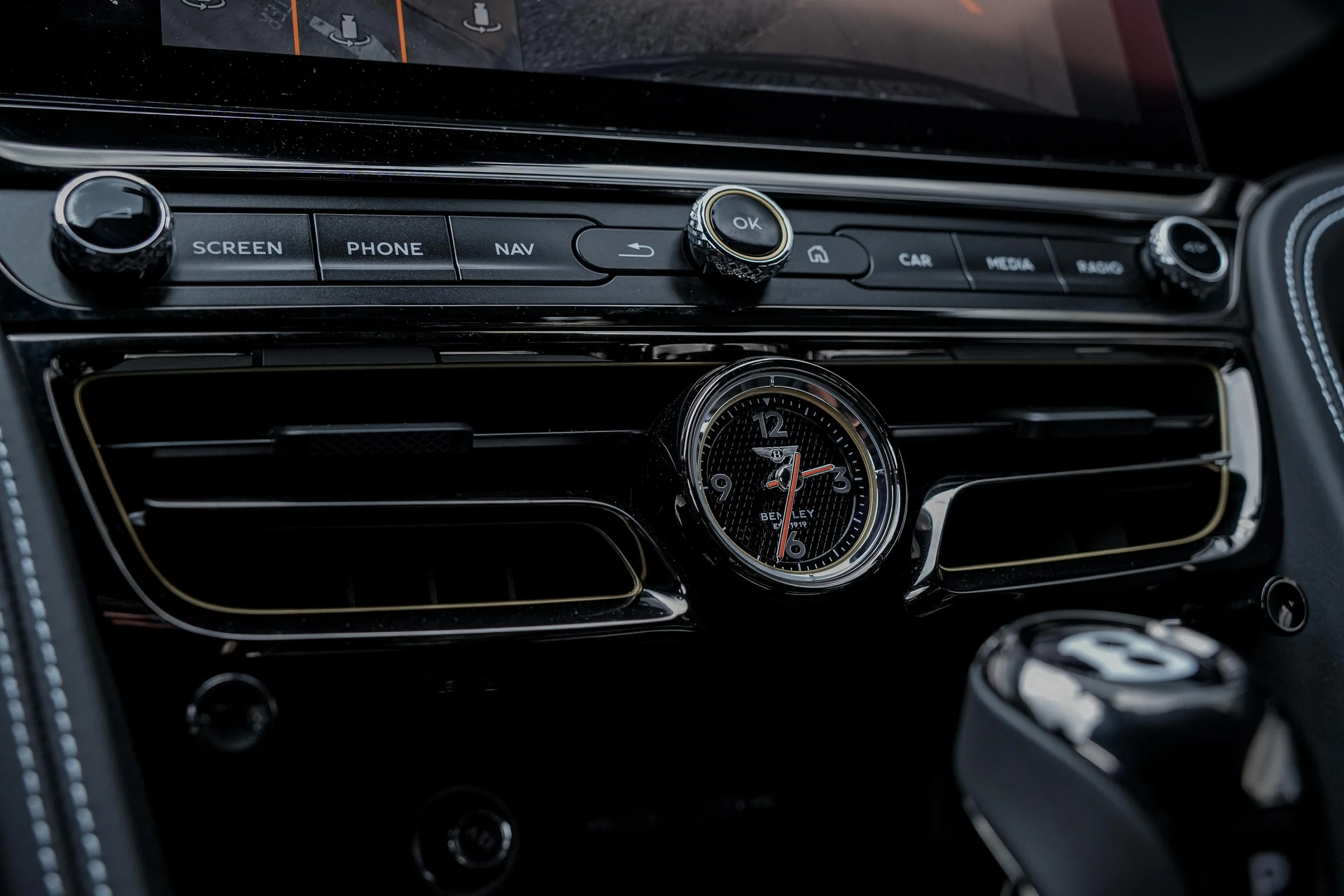mph030_3348161587_Hi_Tech_Luxury_Imports_LLC_SCBBP_6_ZG_0_SC_023385_image_30_21046450d6