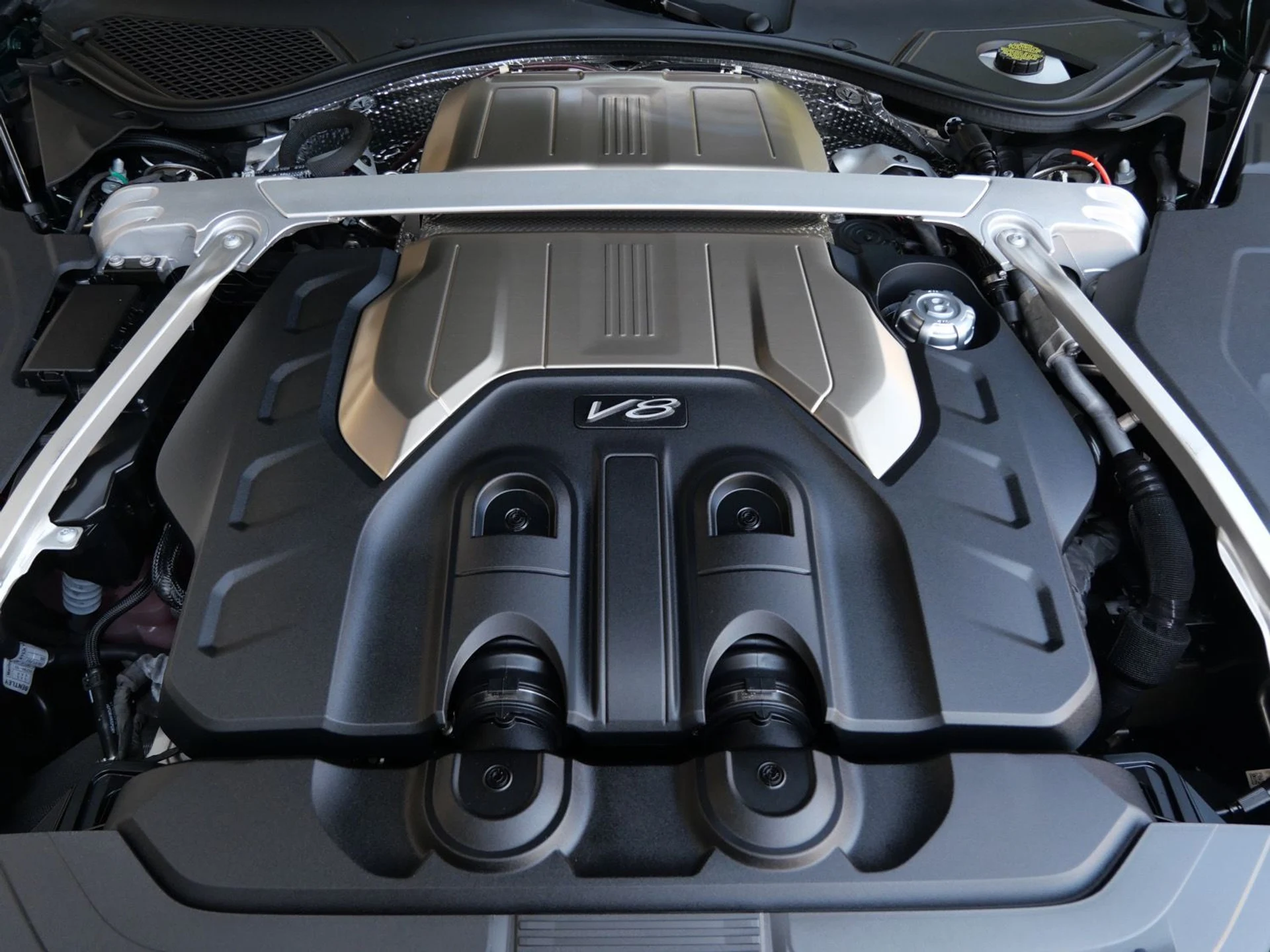 mph030_3349938116_defdccb59e5510f0bb73f59b37f15413x_378fe1dfa2