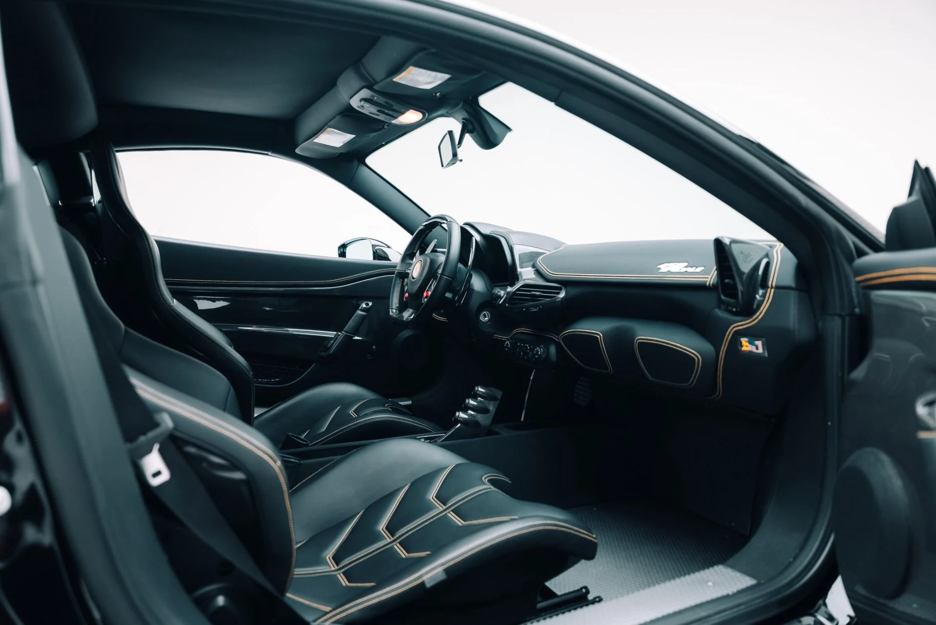 mph030_3352882705_Used_2015_Ferrari_458_Speciale_1762994936_e32e2f53f9