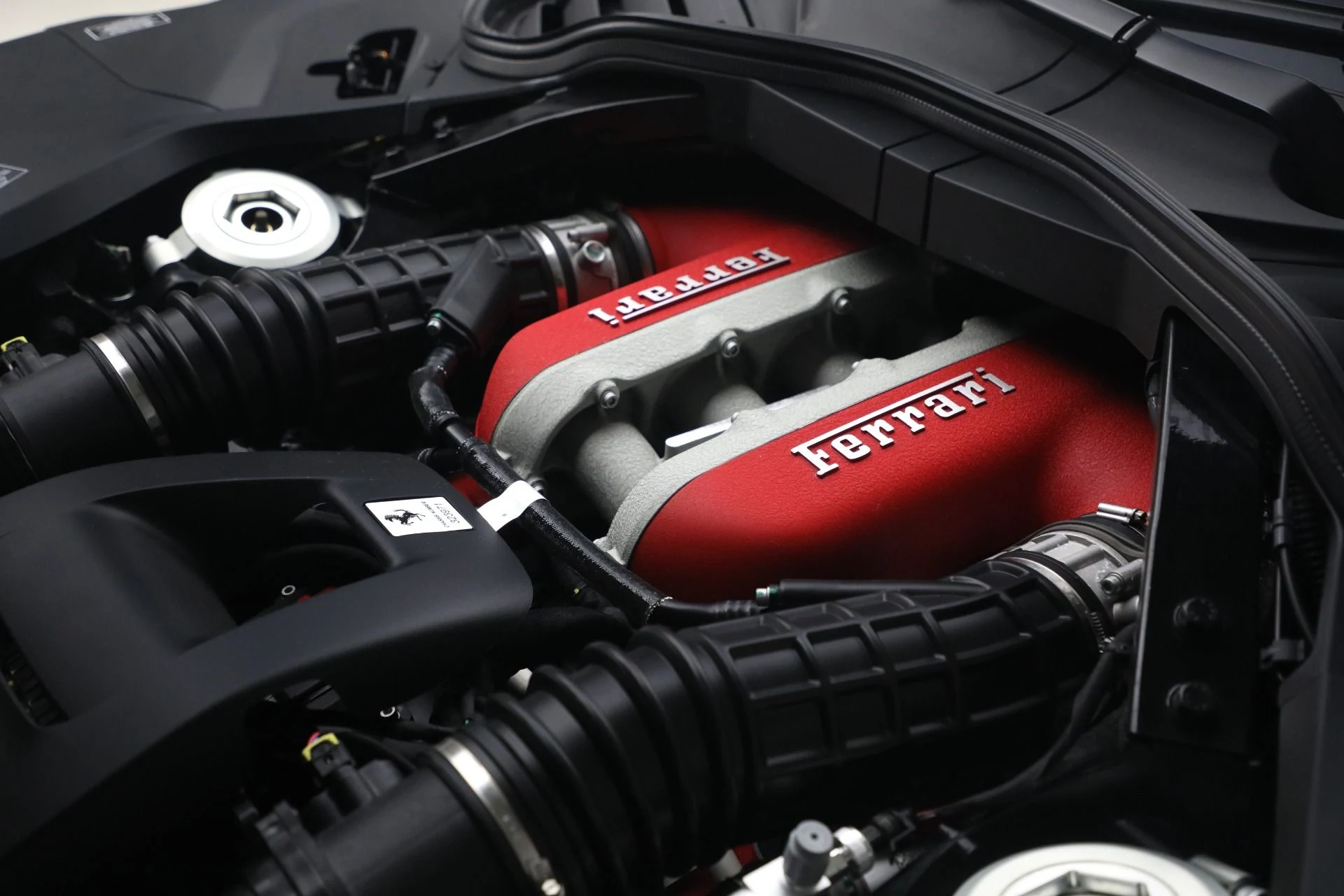 mph030_3354175568_Used_2025_Ferrari_Purosangue_1774121849_de23195cc1