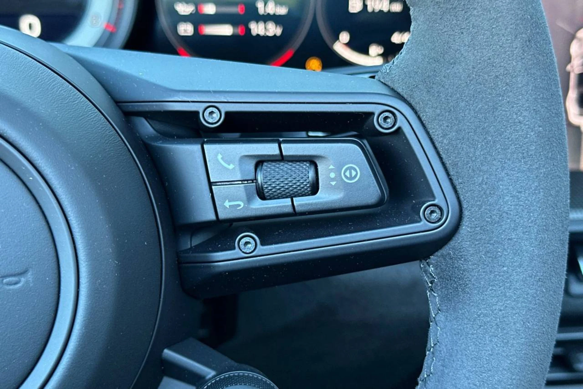 mph030_3358221247_1280_c696e00739