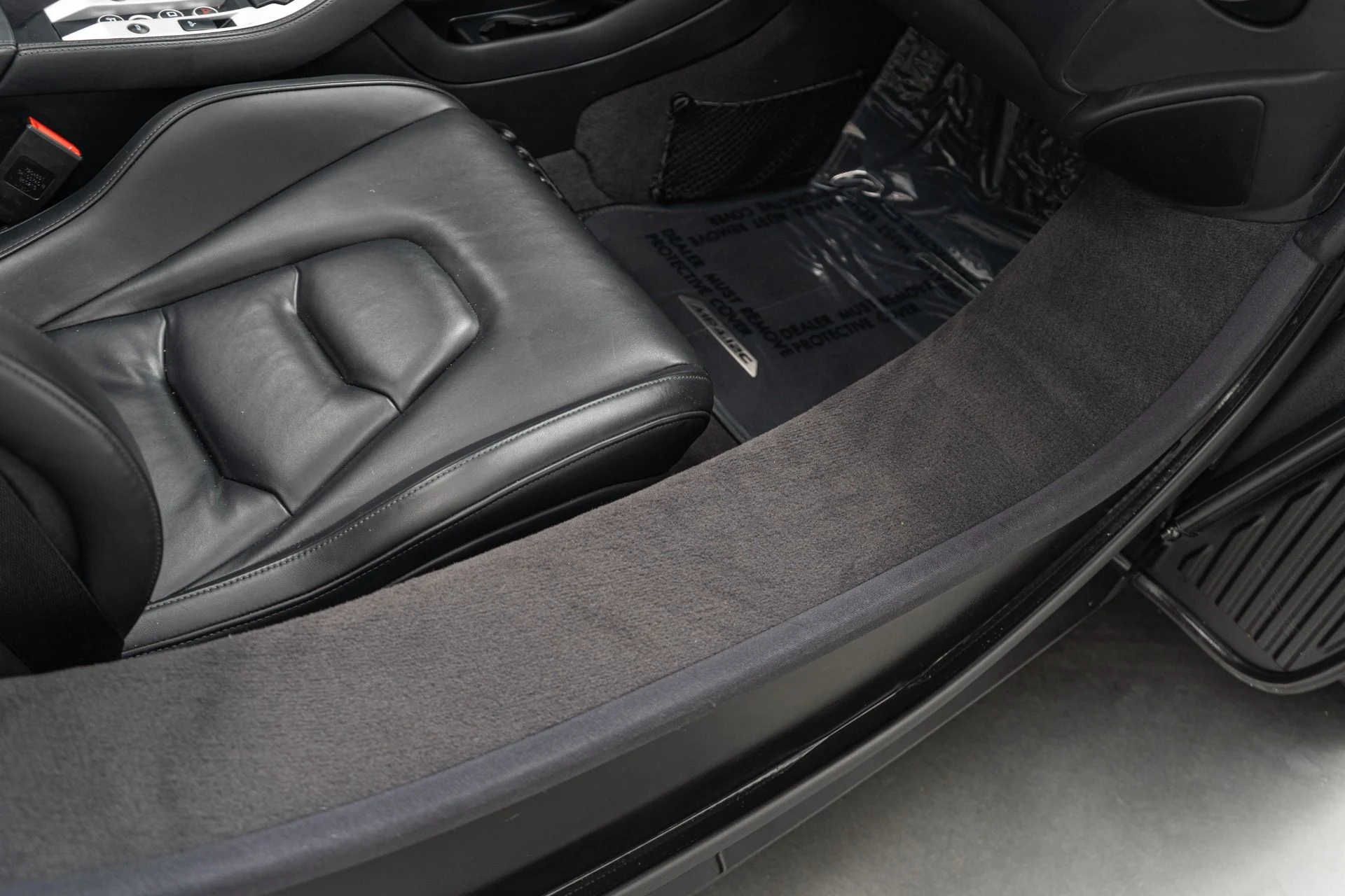 mph030_3363320557_Used_2013_Mc_Laren_MP_4_12_C_Spider_Low_Miles_Super_Lightweight_Wheels_Stealth_Pack_1758231288_12cf8e8704