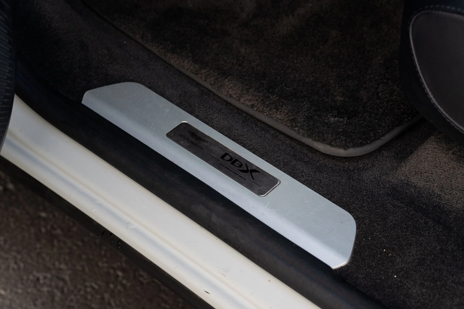 mph030_3365464873_Used_2023_Aston_Martin_DBX_707_1756441558_219518d2b6