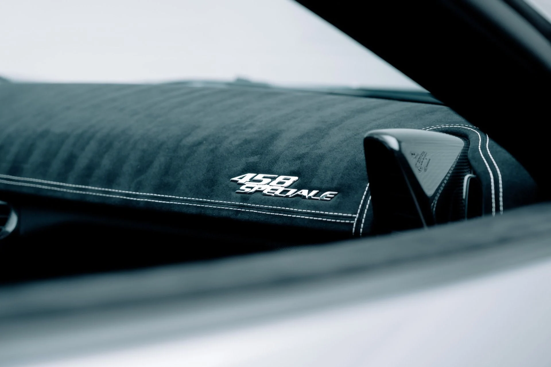 mph030_3375598937_Used_2015_Ferrari_458_Speciale_1764610550_5bad56941a