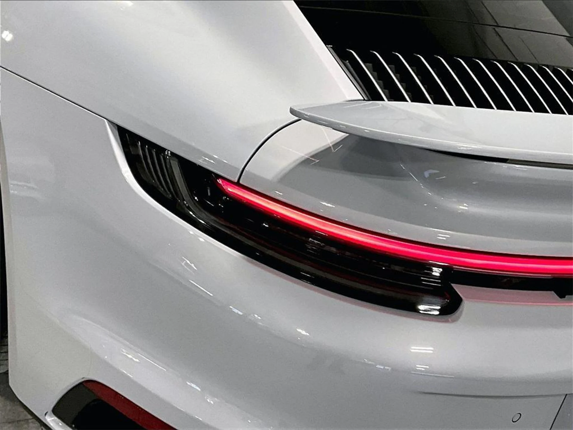 mph030_3379585041_f_Ye_CU_Uv_Bxd_S5_VK_5_WM_8a_C6u_V1cg_e45439507d