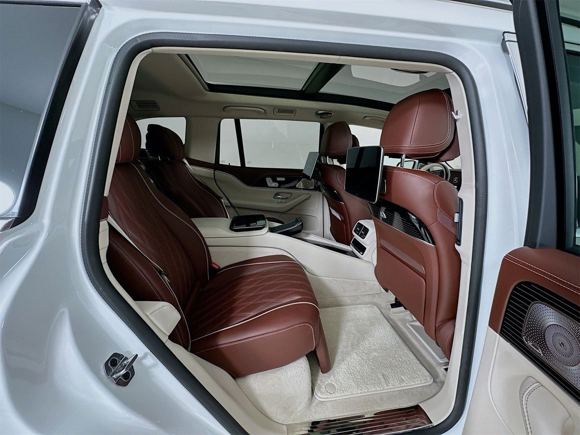 mph030_3379825487_b186bc5341d3fd1d7fdf93ad4eb1e5b8x_c8b195ceff