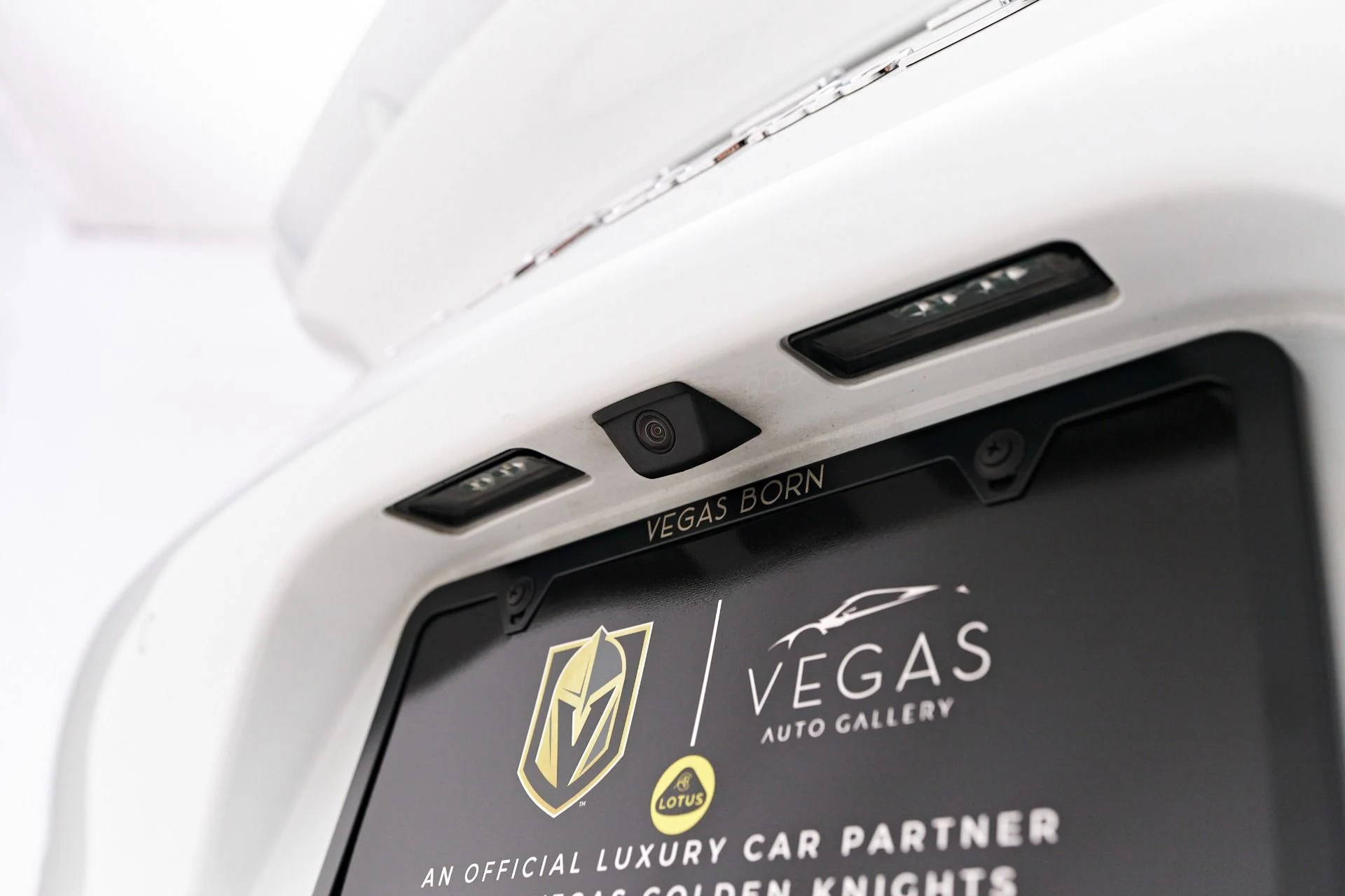 mph030_3388745966_Used_2019_Porsche_911_Turbo_S_1755714959_6d9b614584