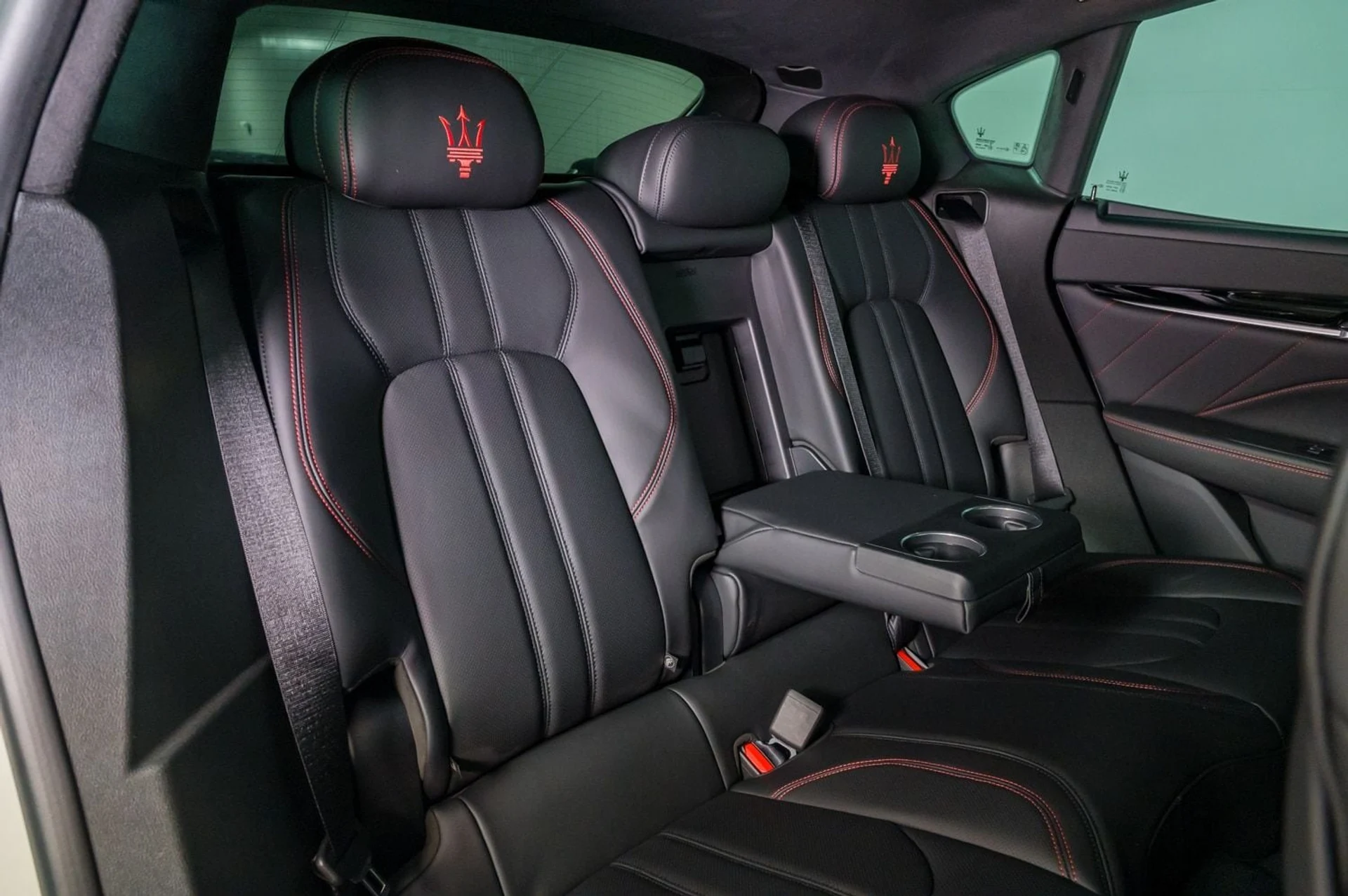 mph030_3390883750_7ed3d583bc00dae09417a755cc23ca4bx_7f1d0011dc