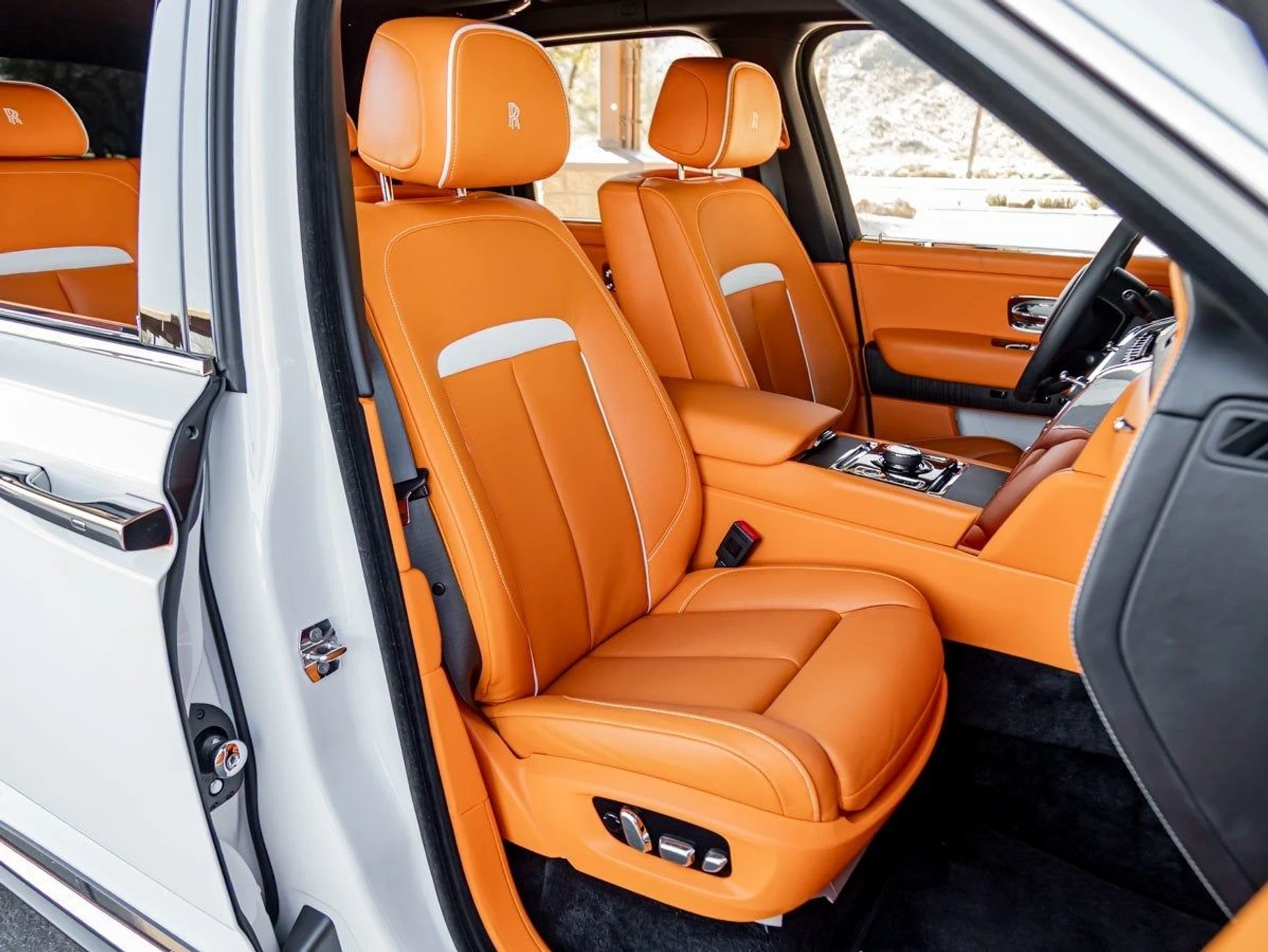 mph030_3393185767_31_fc8c991358