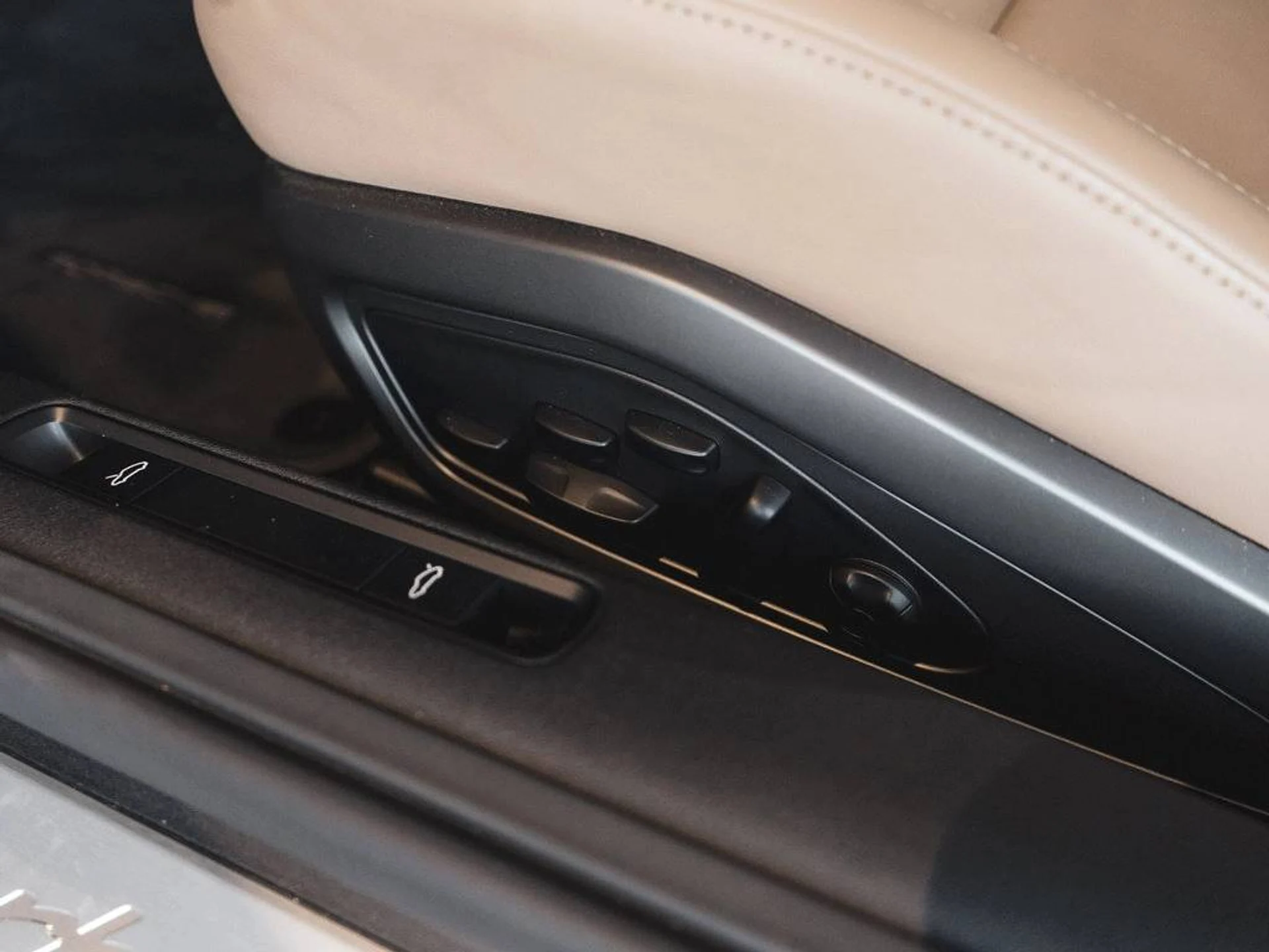 mph030_3396941300_1280_077e43f17c