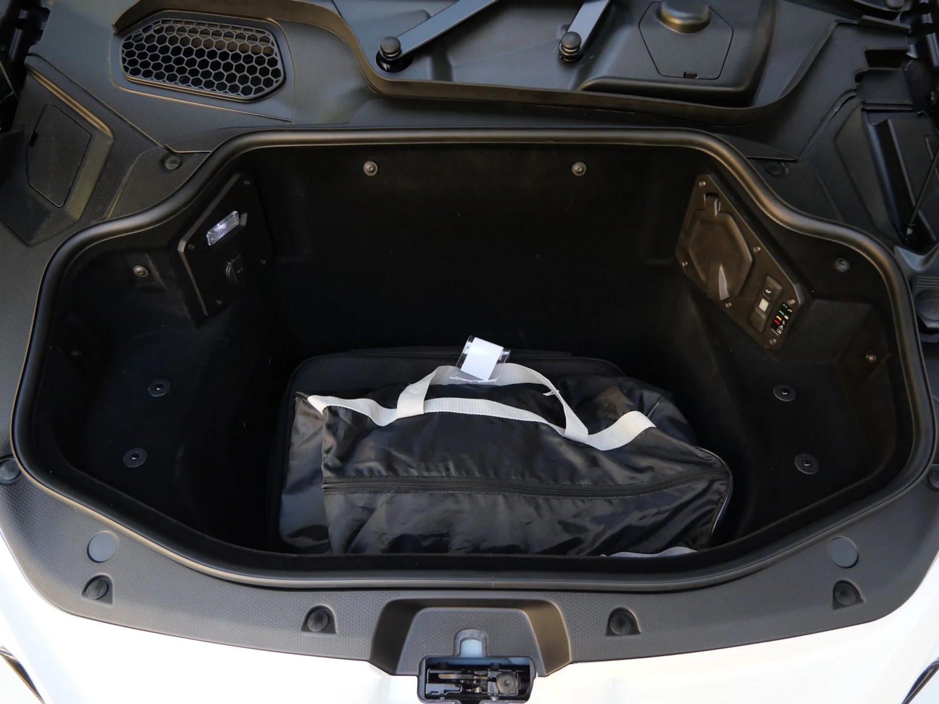 mph030_339860690_24ab423c2205be190caabd04e72a09c4x_88e617a102