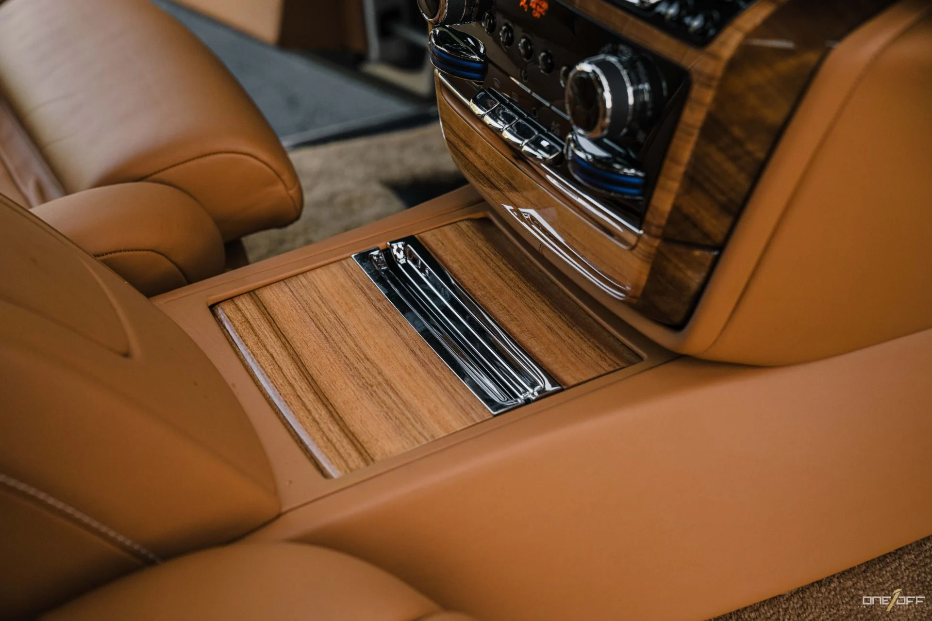 mph030_3402701316_Used_2019_Rolls_Royce_Phantom_FULL_MANSORY_BUILD_525600_MSRP_White_Sands_Paint_w_Starlight_Warranty_1753731338_31c339e317