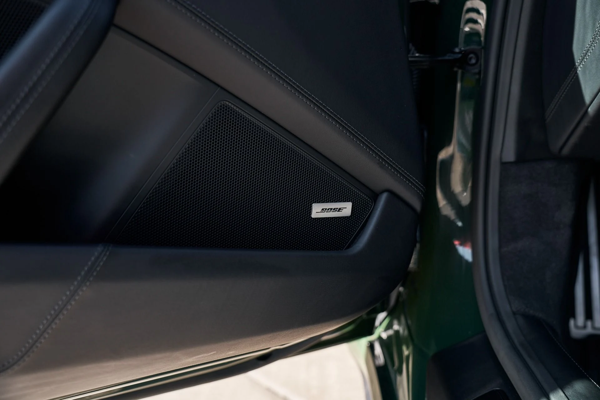 mph030_3405840704_Used_2025_Porsche_911_Turbo_S_1763075493_8b2d40119c