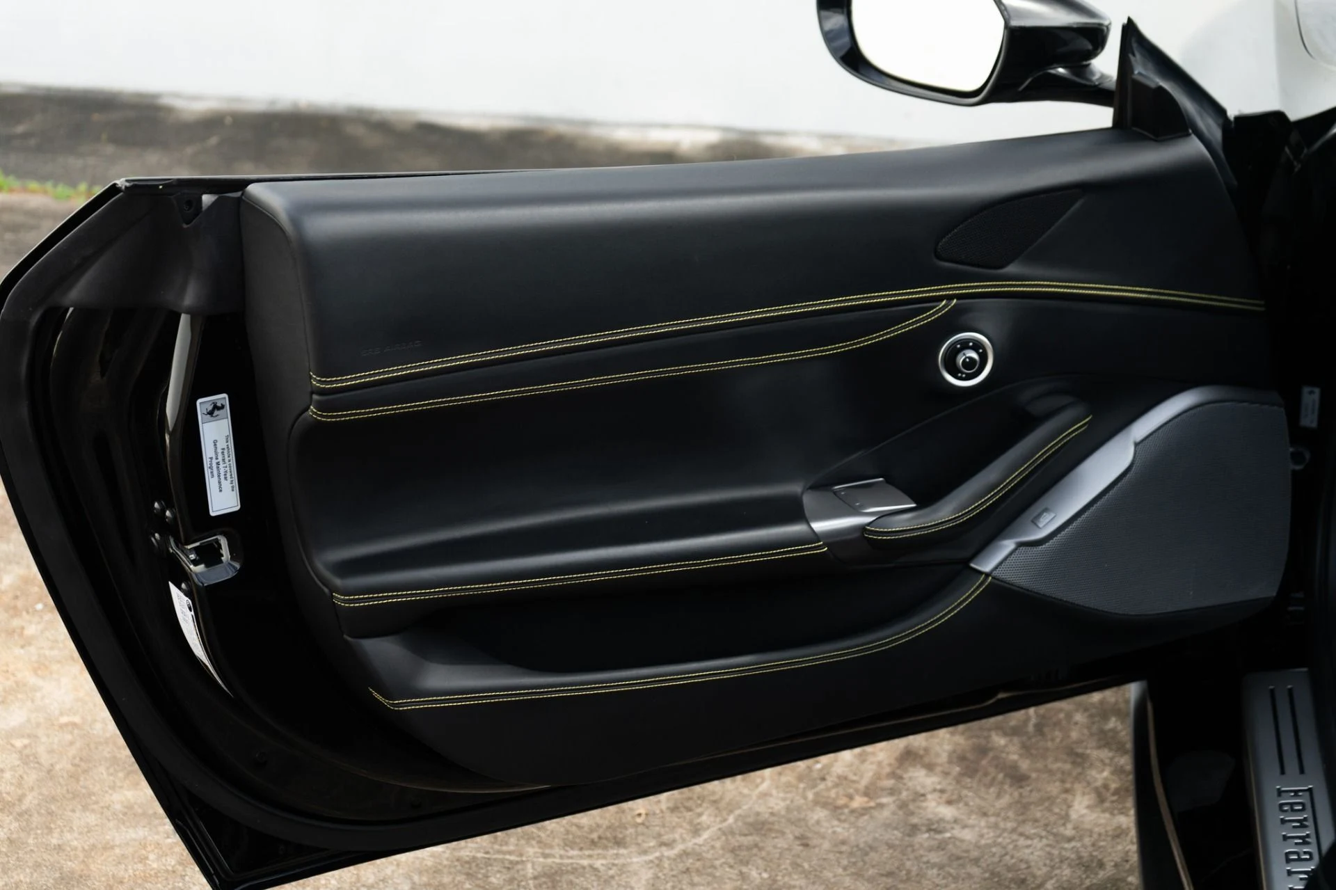 mph030_3418988263_Used_2020_Ferrari_Portofino_1775601900_03a8ebc073