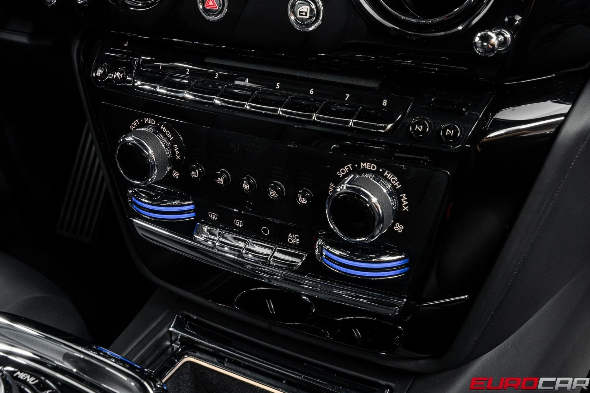 mph030_342557901_image_31_d94a134785