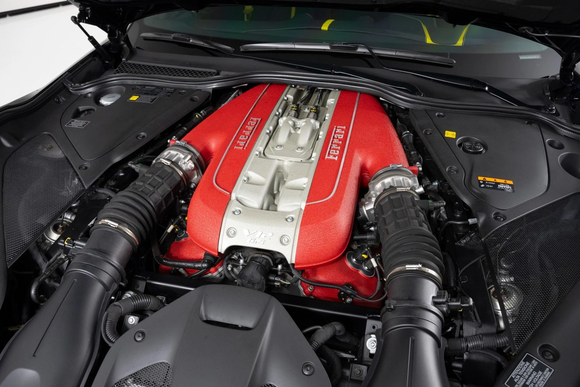mph030_3440514137_Used_2019_Ferrari_812_Superfast_1719262611_18c55aaf51