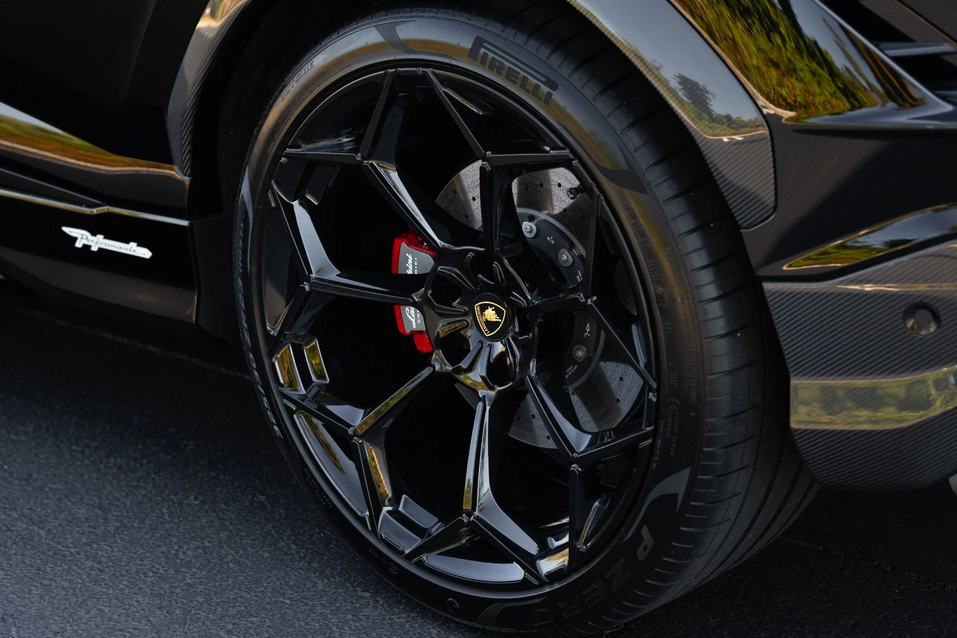 mph030_3446360341_Used_2024_Lamborghini_Urus_Performante_1770940170_d2cd2d094d